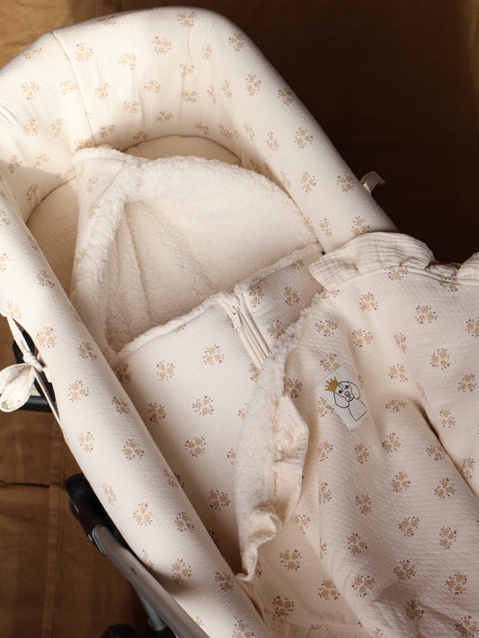 ¿Cómo colocar correctamente el saco en la silla?