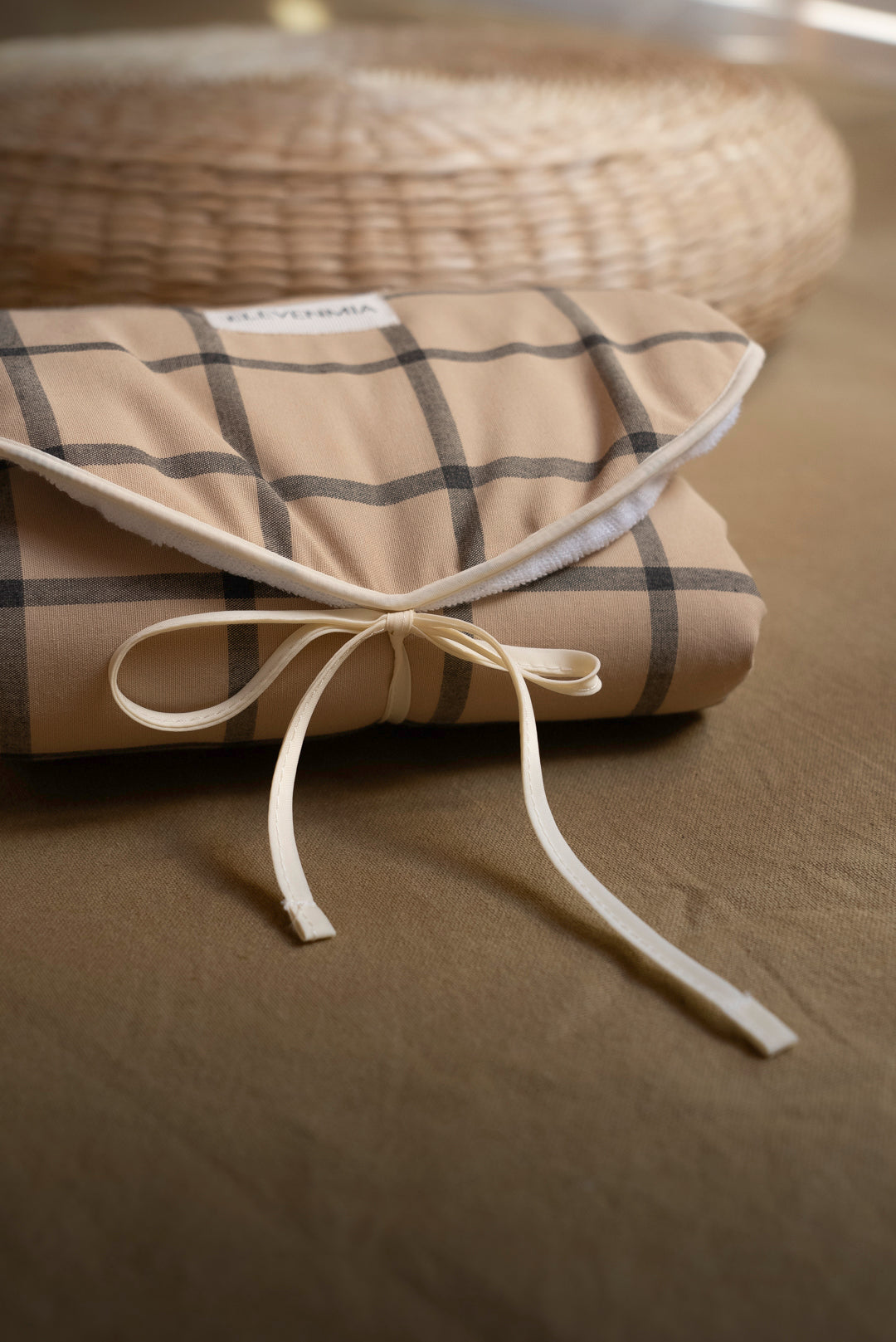 Matelas à langer portable XL cadre ocre