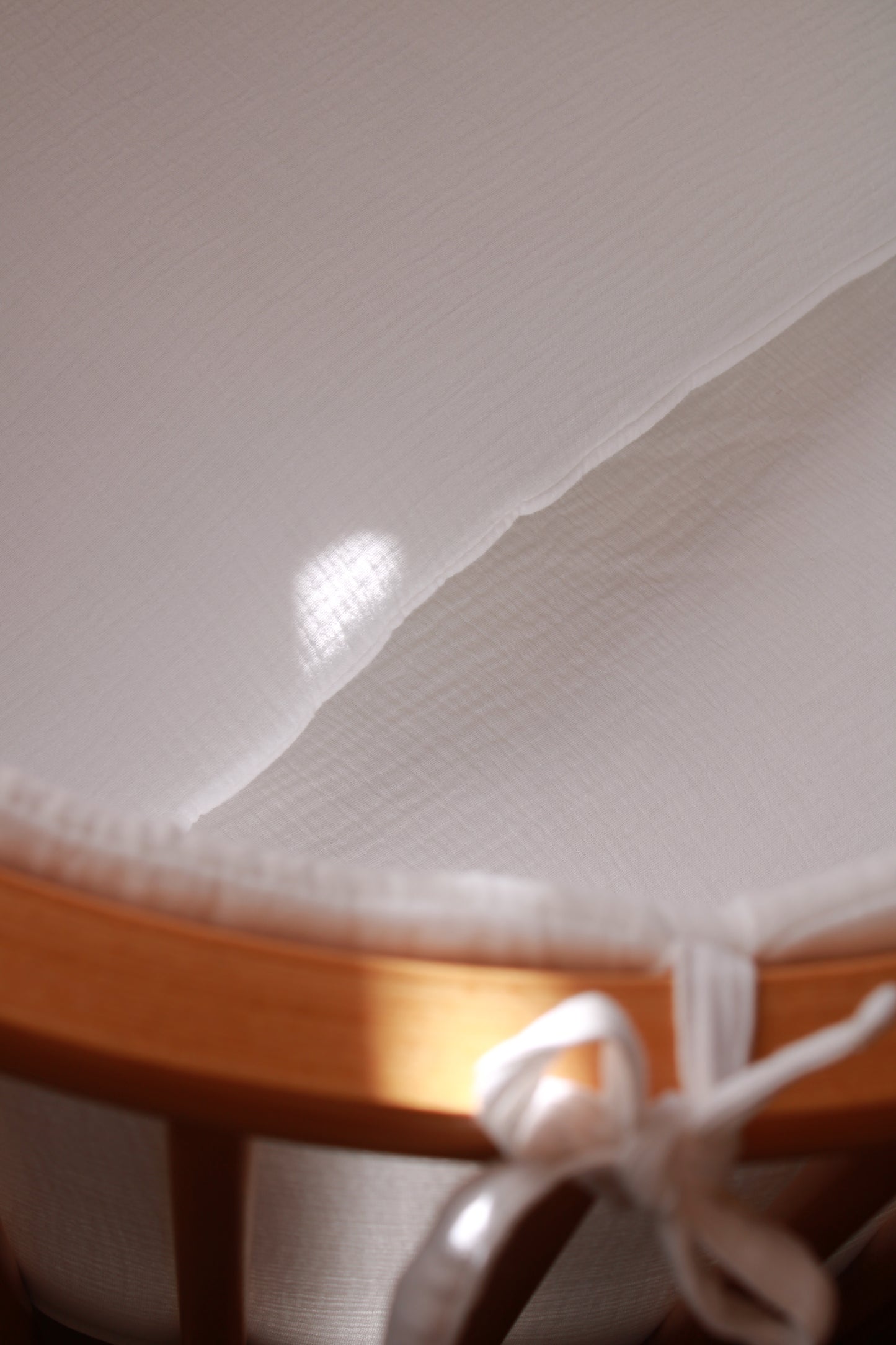 Saco Bajera de Cuna Stokke V2 Gasa Blanca LISA