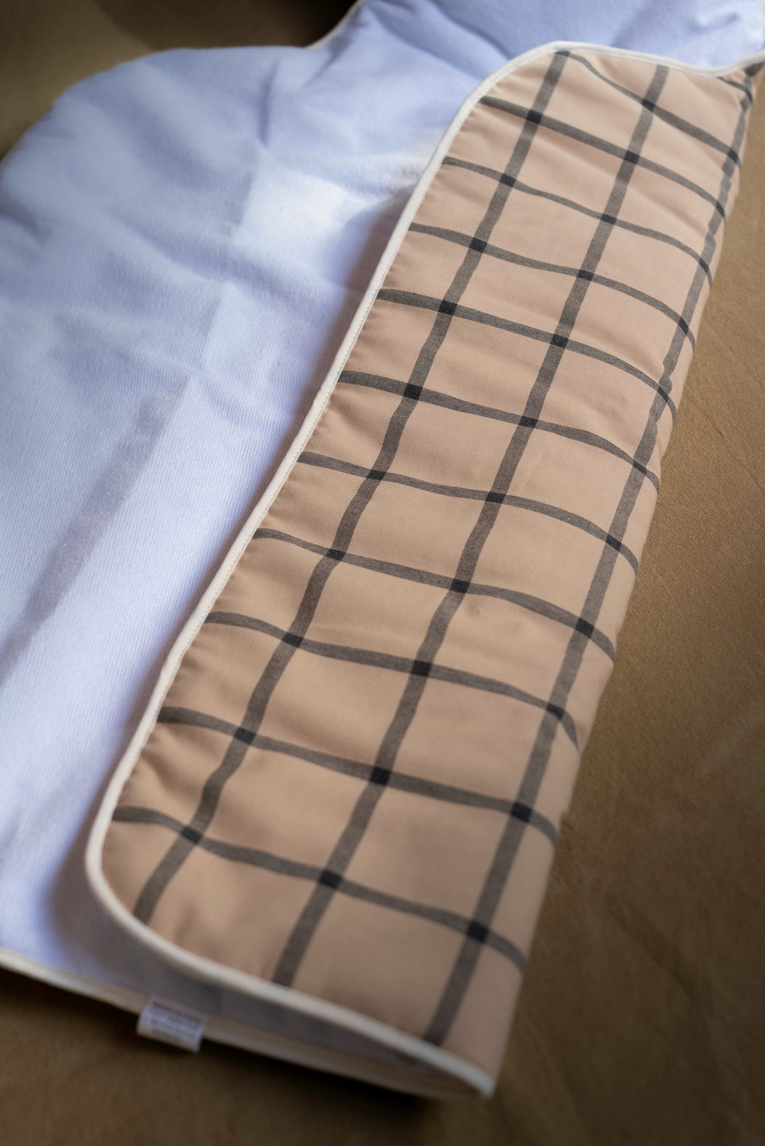 Matelas à langer portable XL cadre ocre