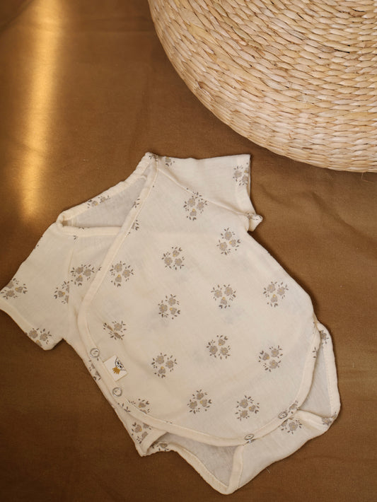 Body à manches courtes en mousseline grise SIA