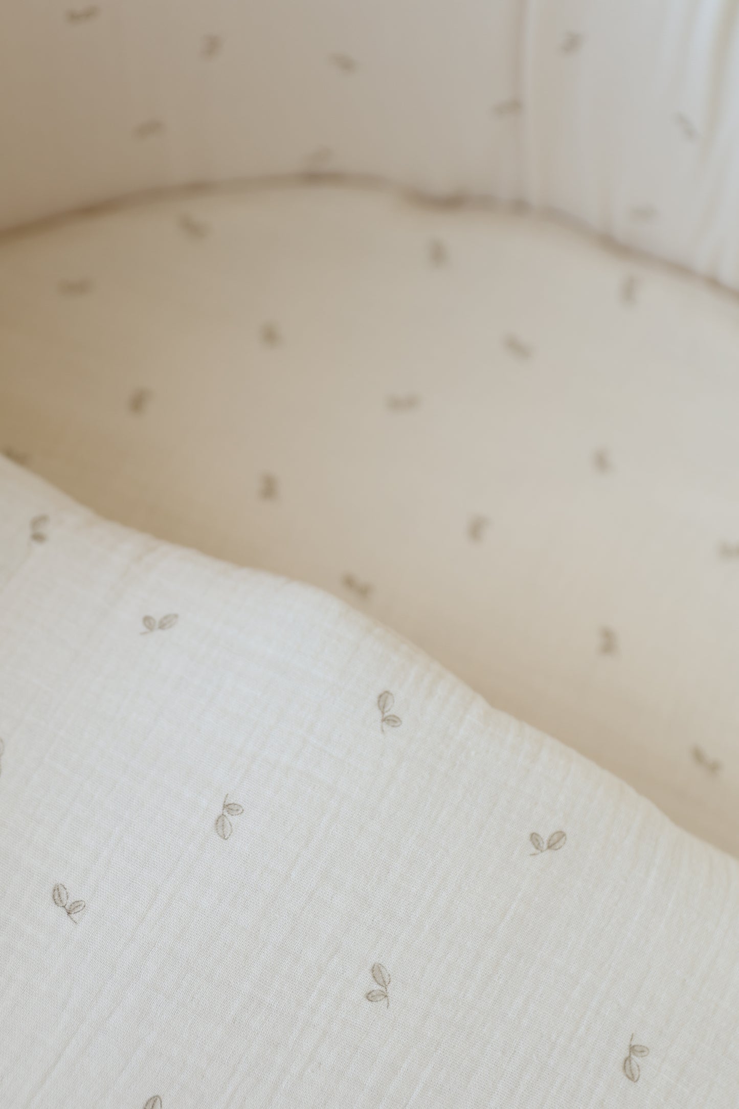 Saco Bajera de MINI CUNA Stokke Gasa Oliva