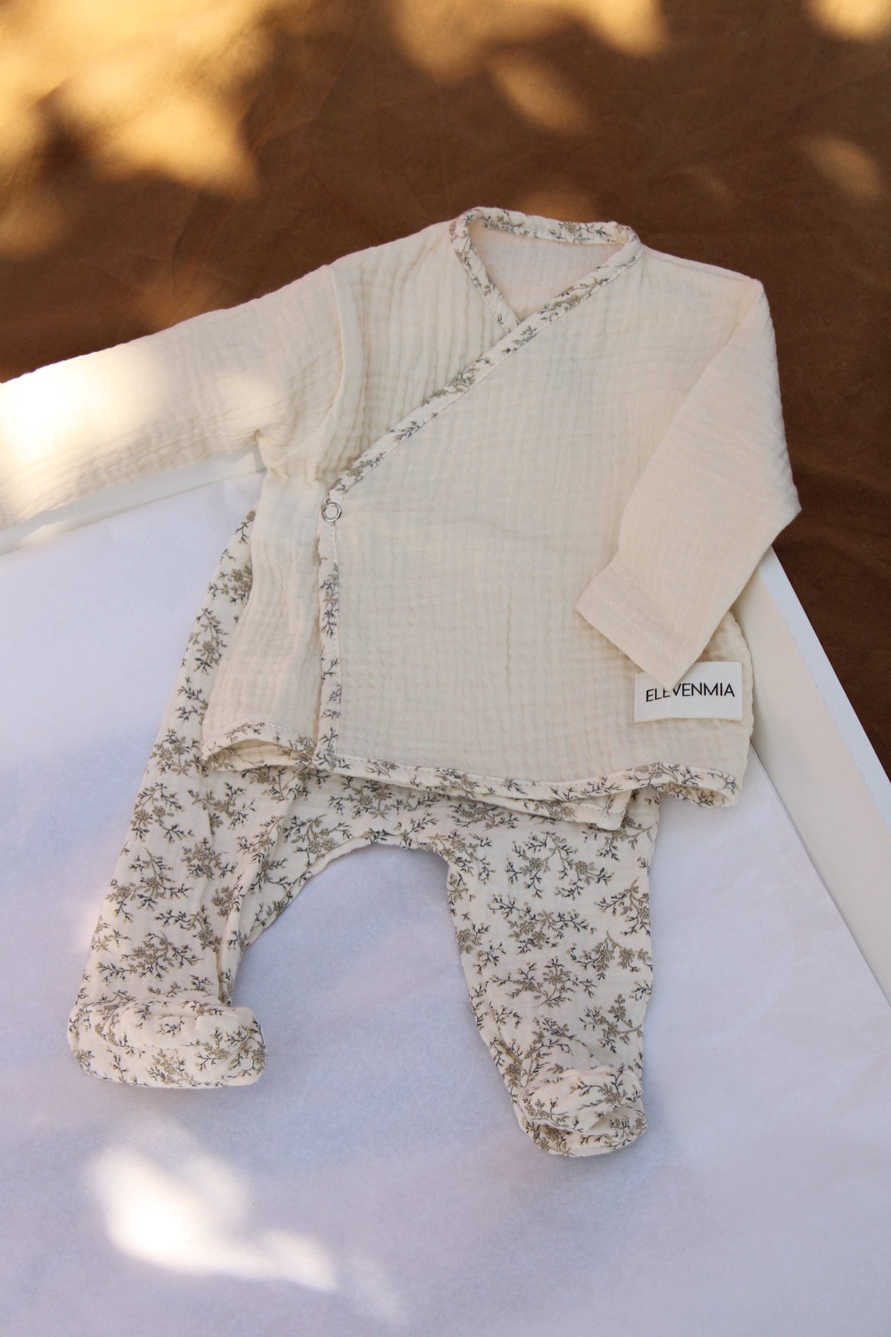 Beige Muslin New Born Set