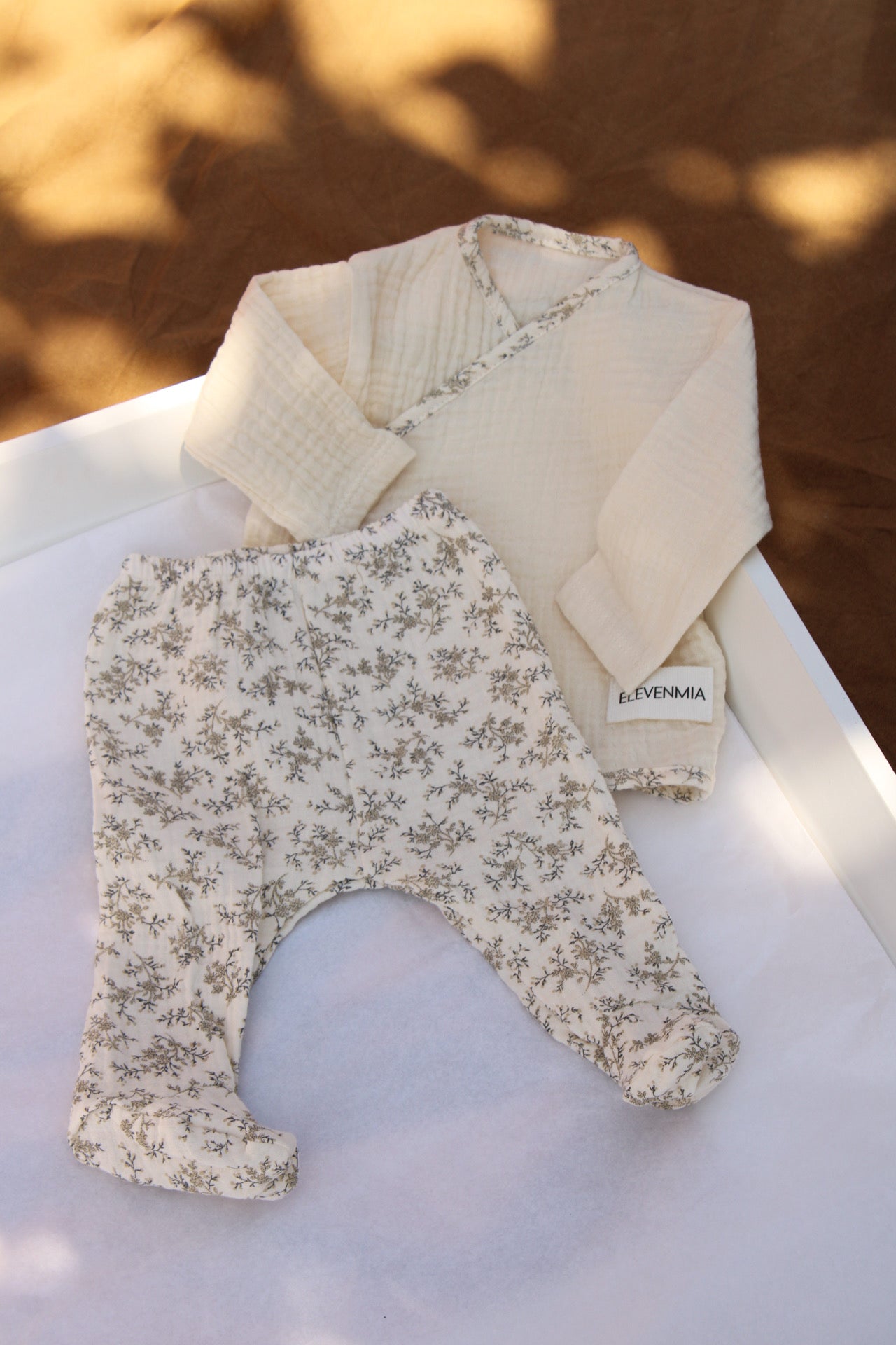 Beige Muslin New Born Set