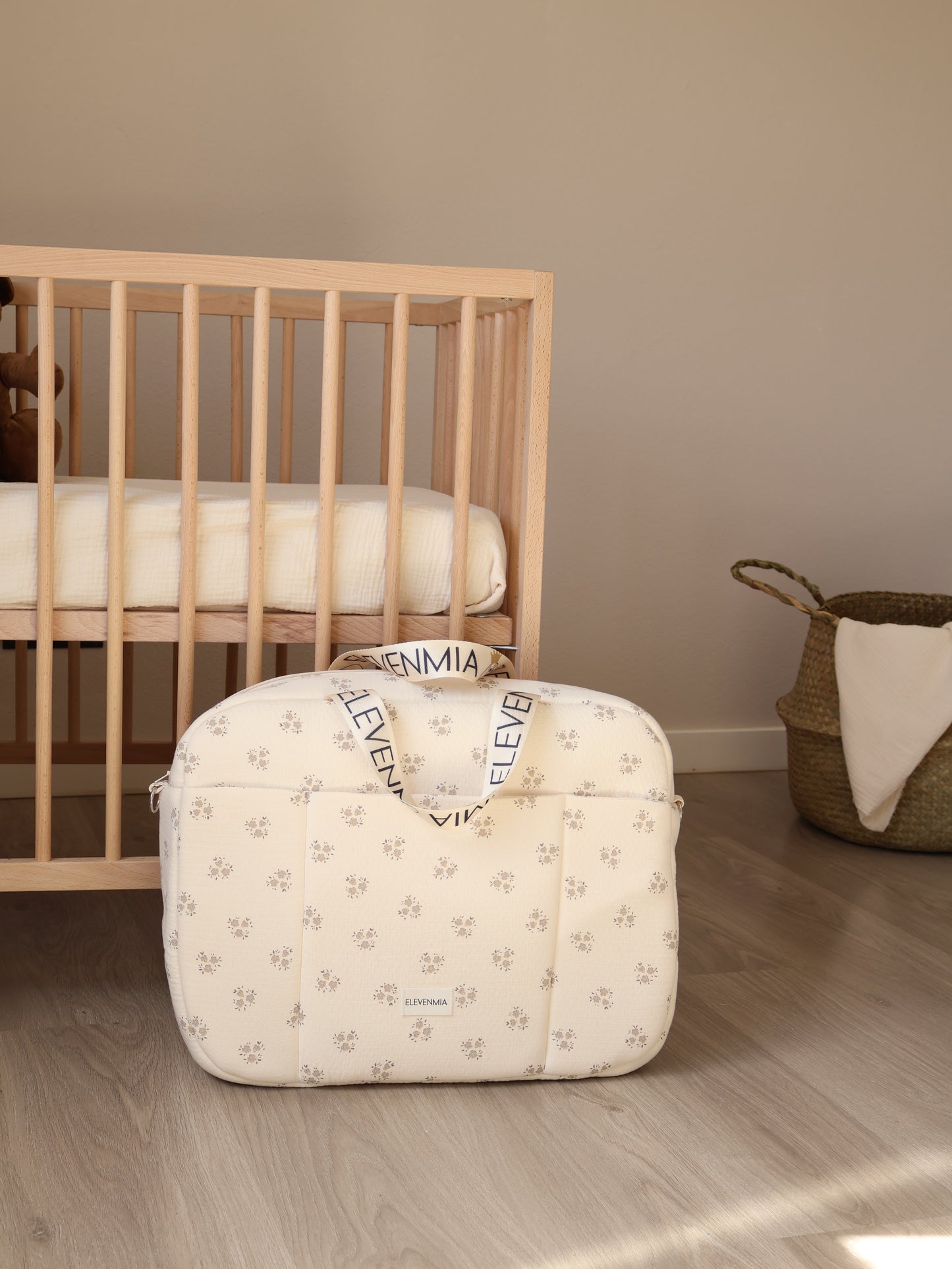 maleta-maternidad-inti-gris-19