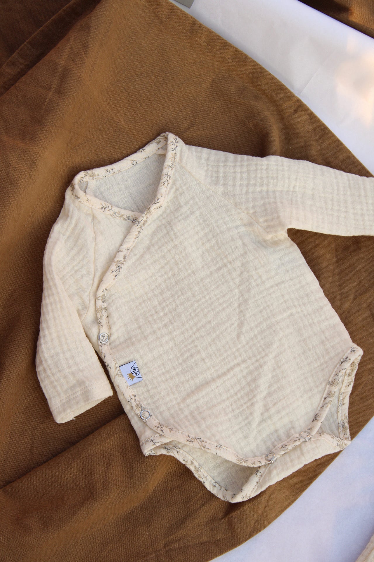 Beige Muslin New Born Set