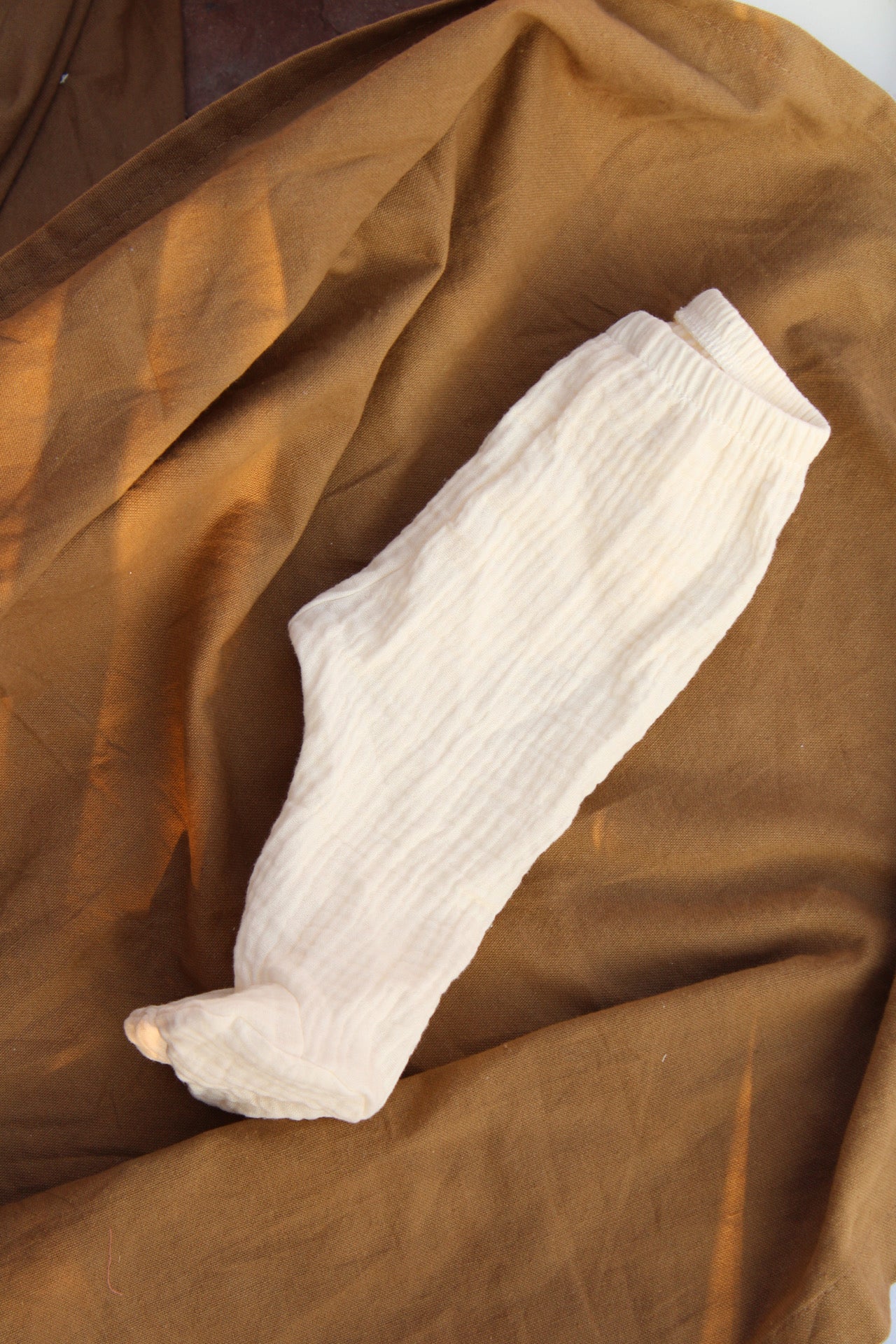 Beige Muslin New Born Set