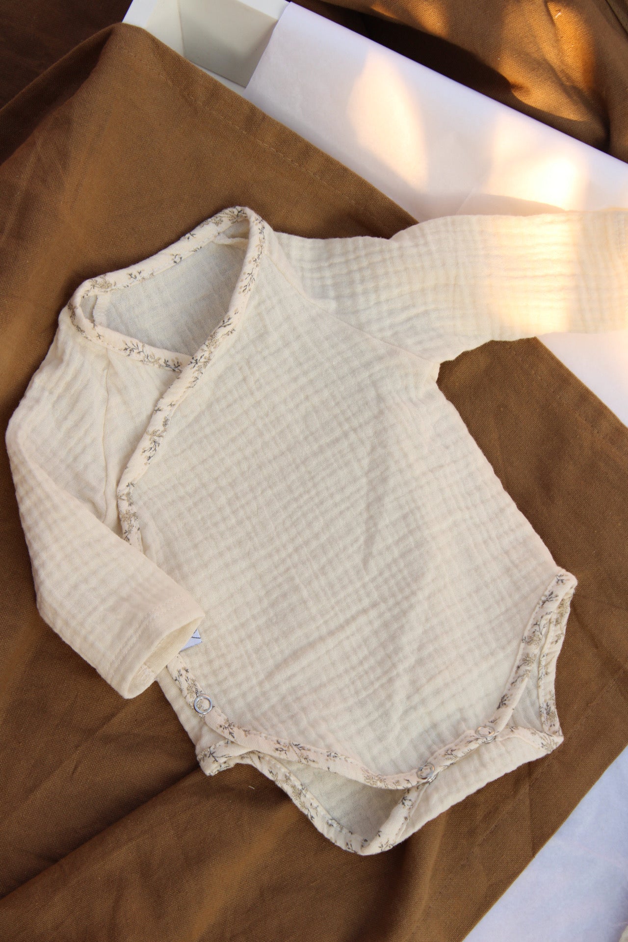 Beige Muslin New Born Set