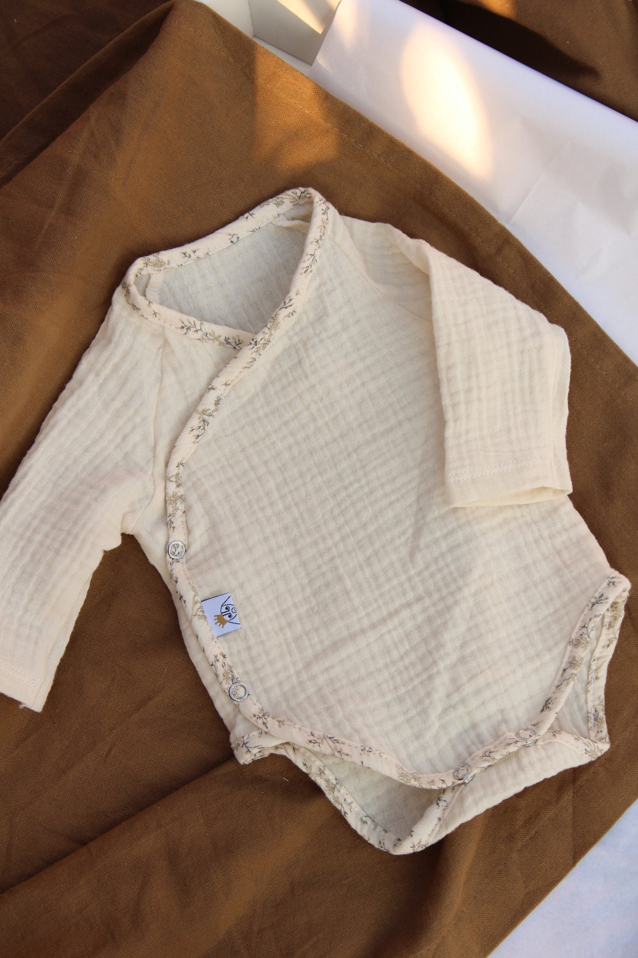 Beige Muslin New Born Set
