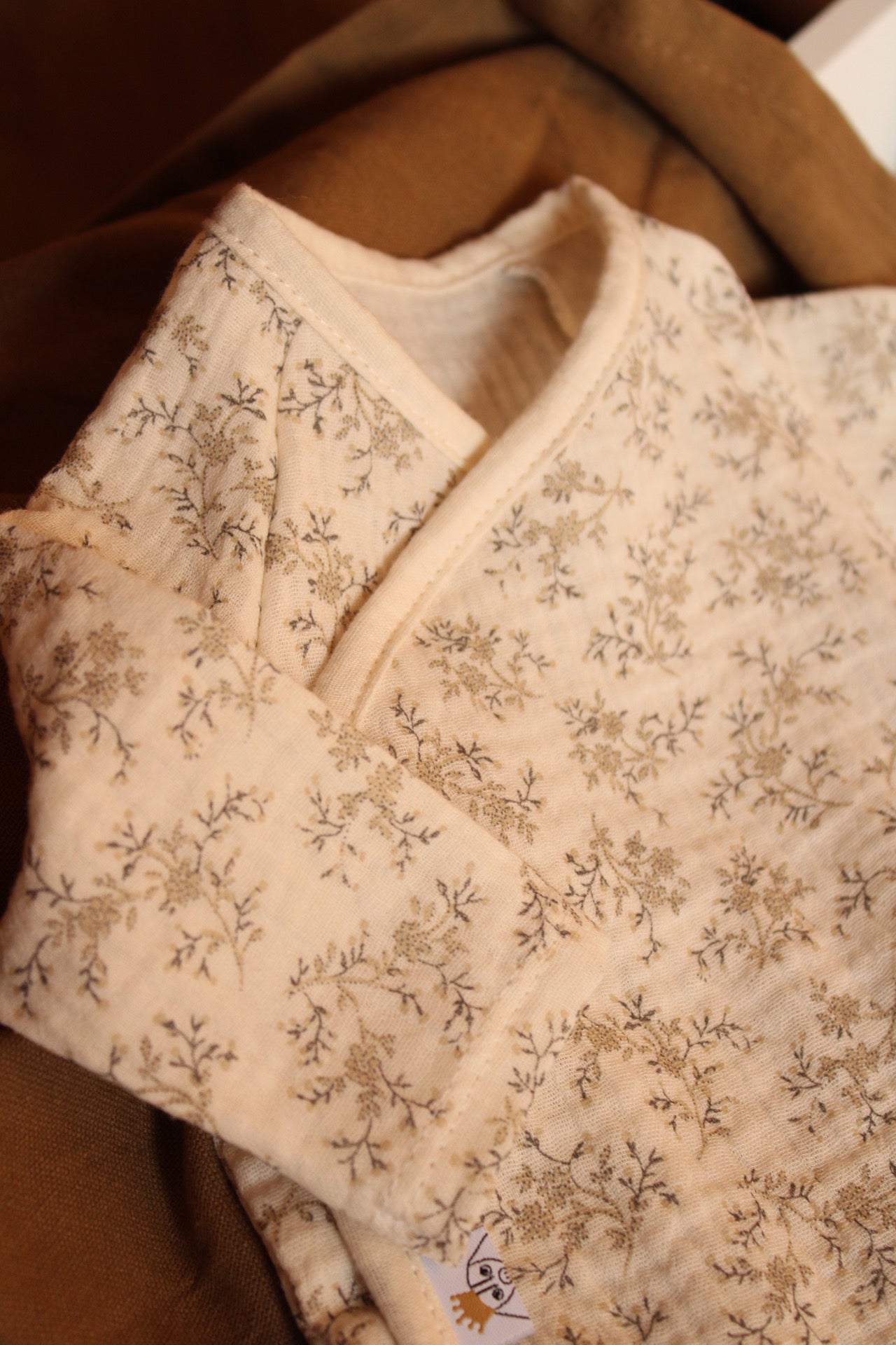 Mía + Beige Muslin New Born Set