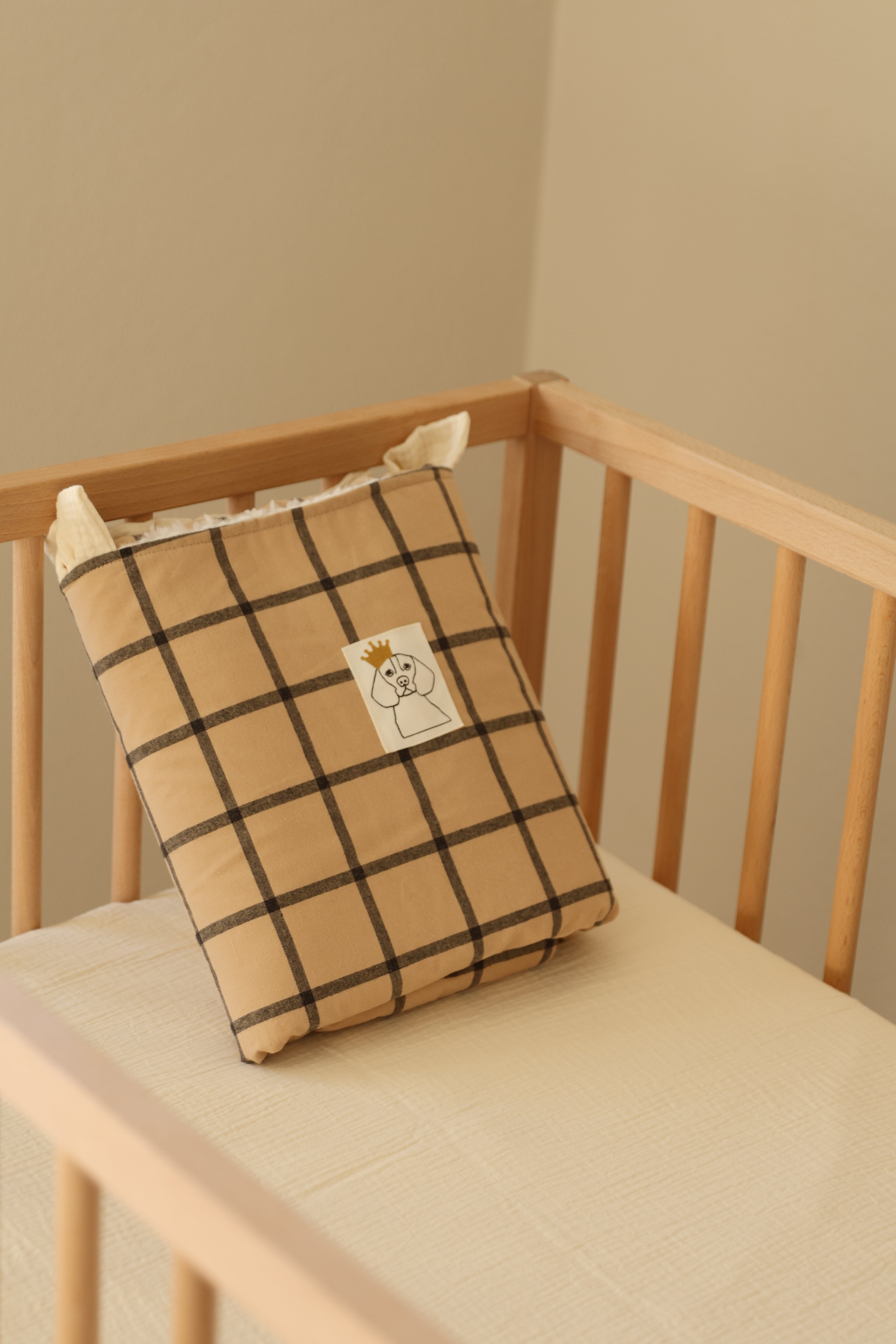 Manta cuadro ocre + Borreguito