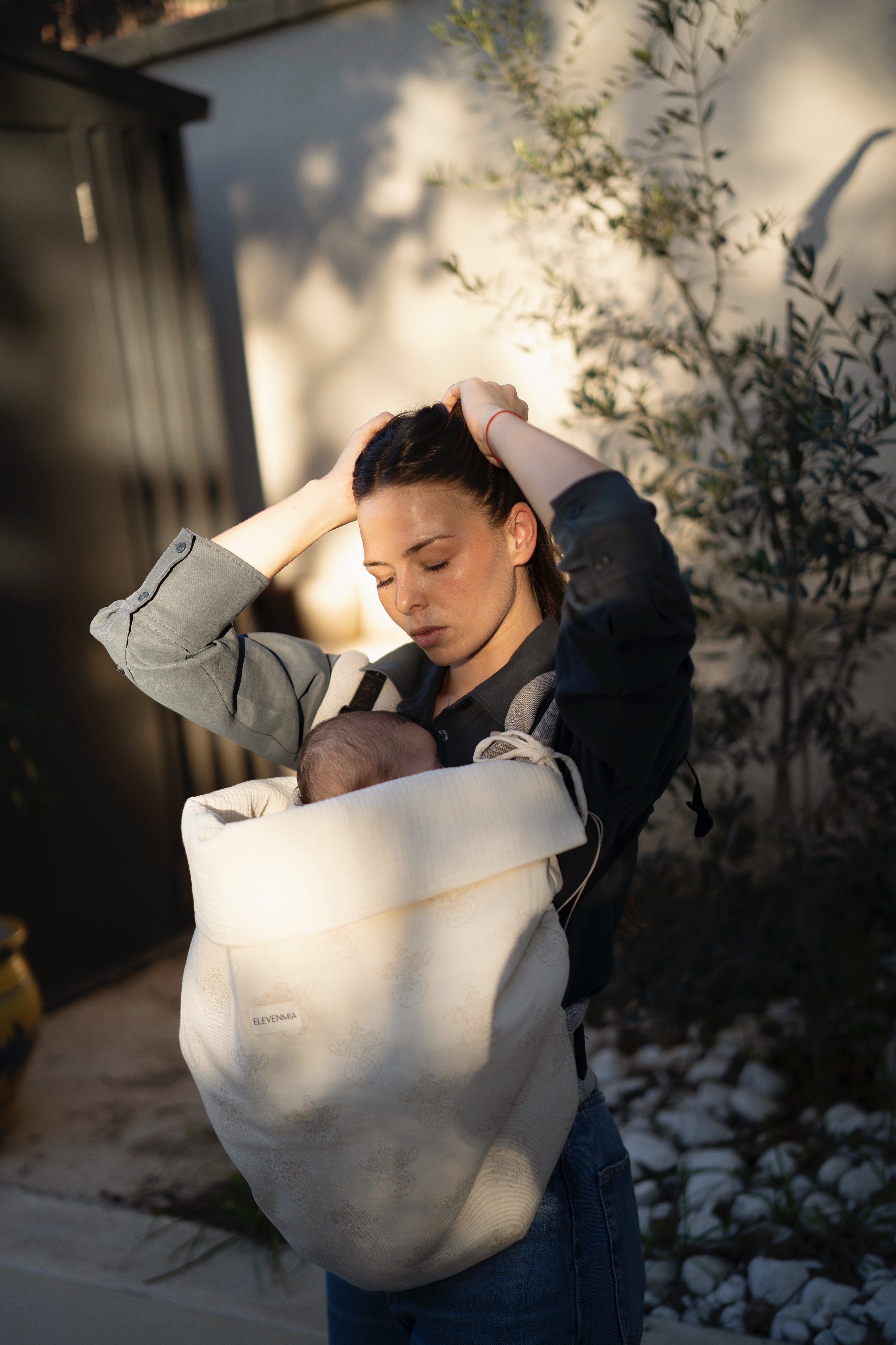 Arrullo de Porteo René + Gasa Cruda