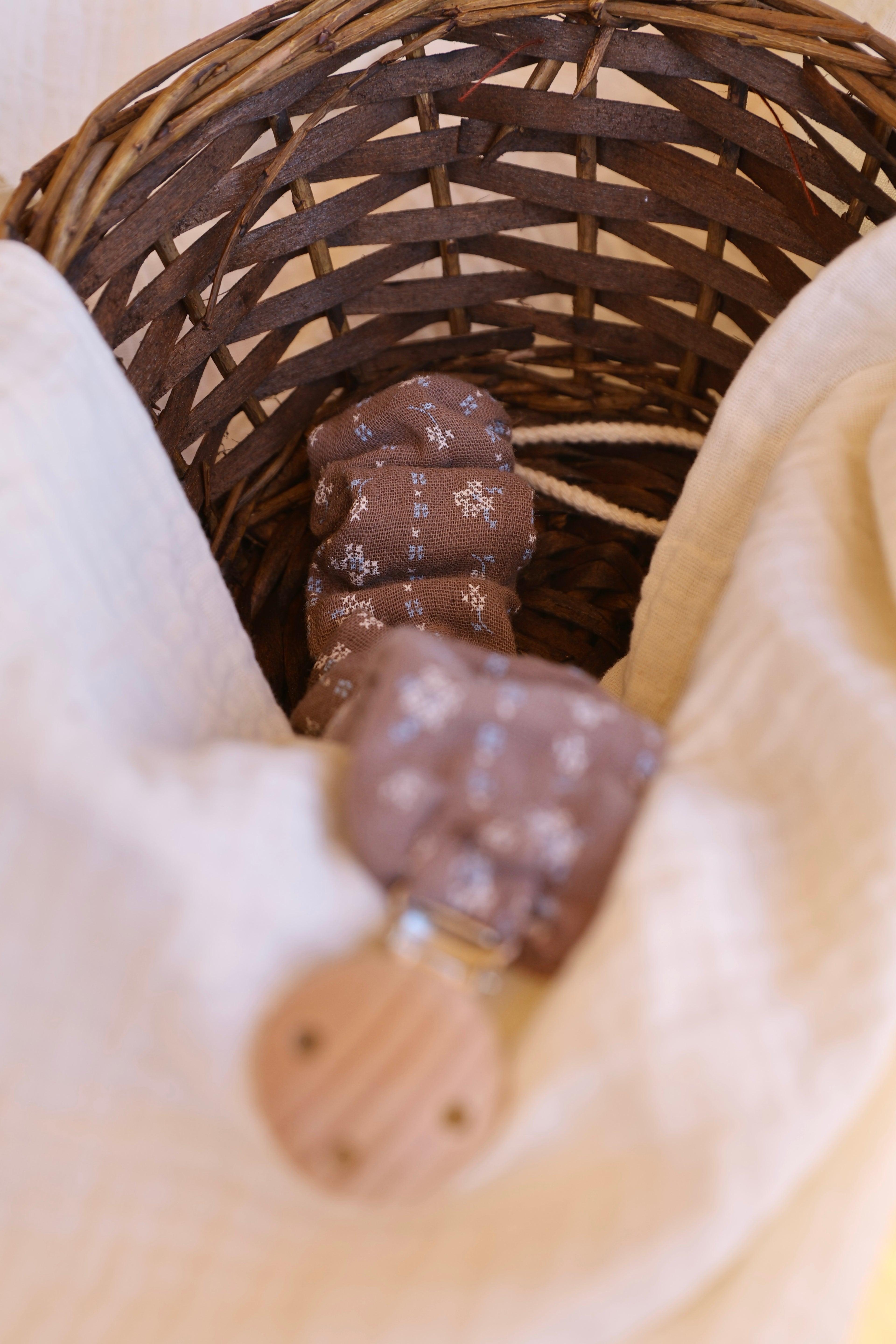 Chupetero Fruncido Etnic Chocolate