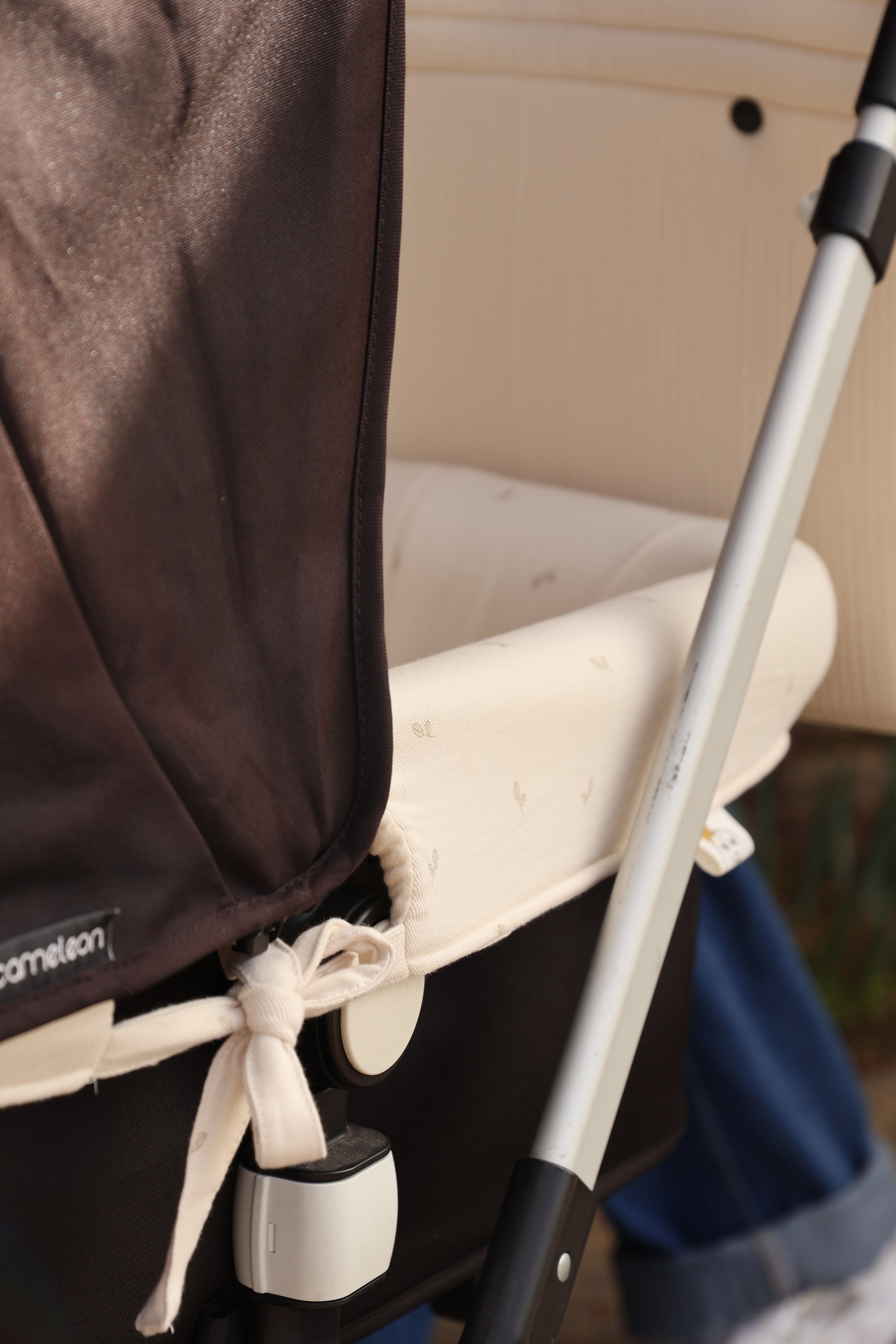 Vestidura Cochecito Cello Oliva + Gasa Cruda Reversible