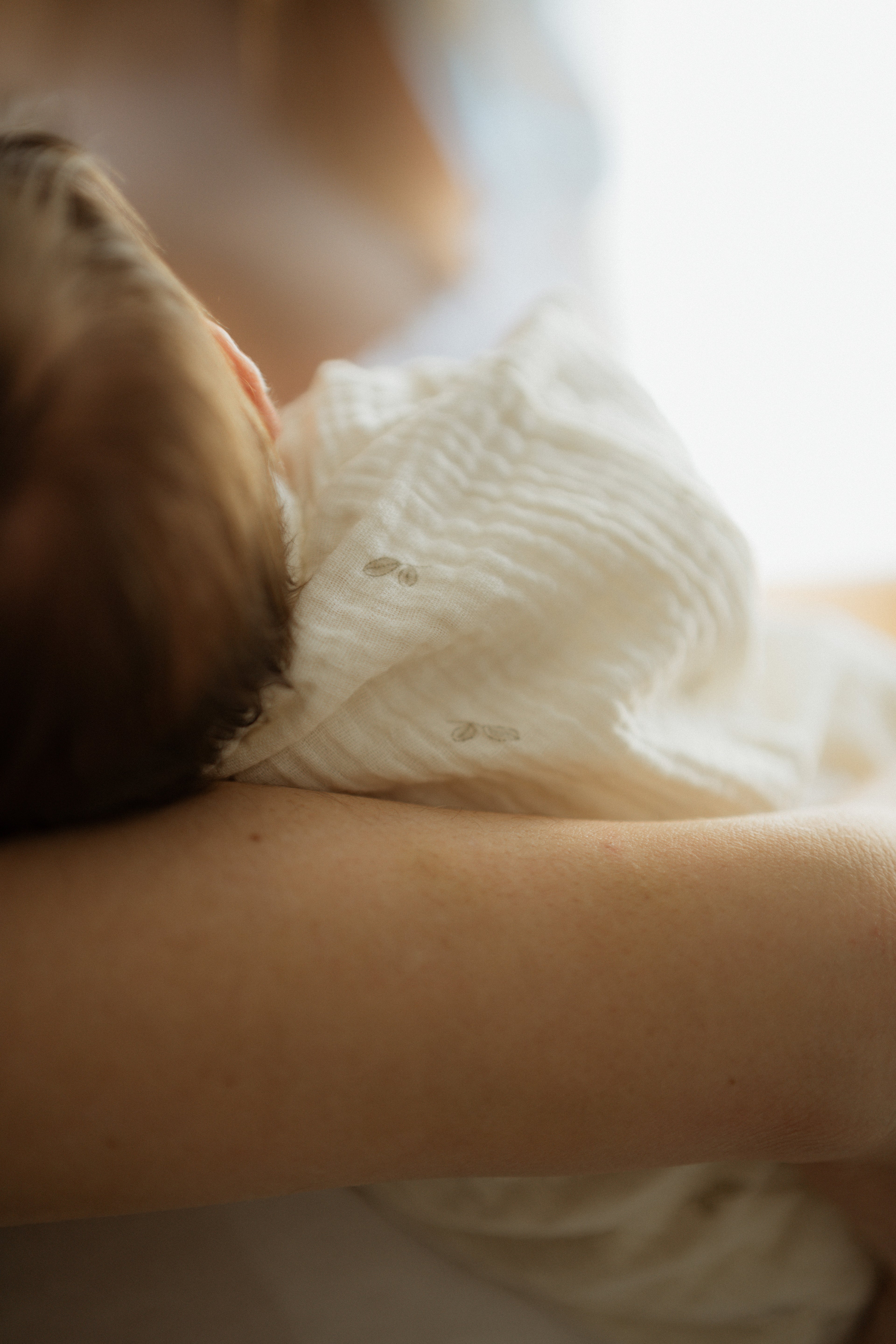 Ensemble chemise croisée + leggings en mousseline olive