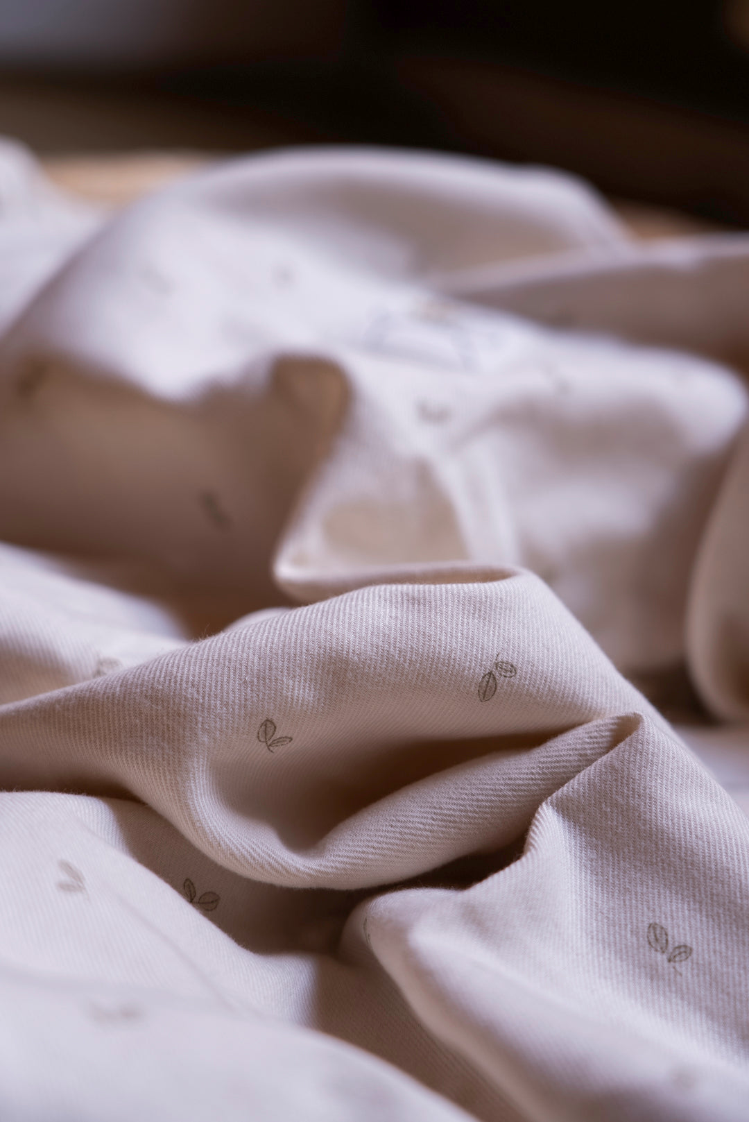 Arrullo Cello Oliva + Volante Gasa Cruda