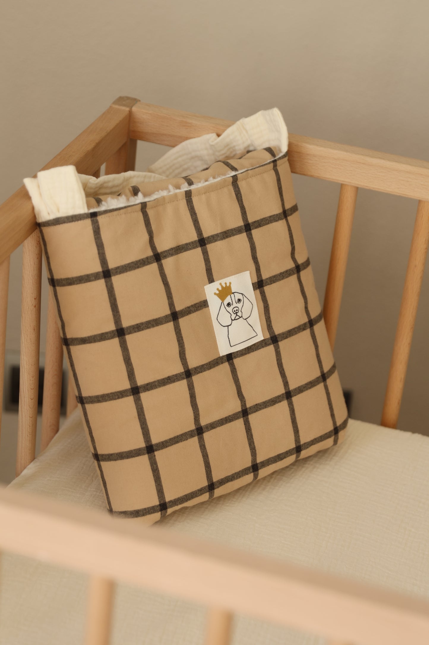 Manta cuadro ocre + Borreguito