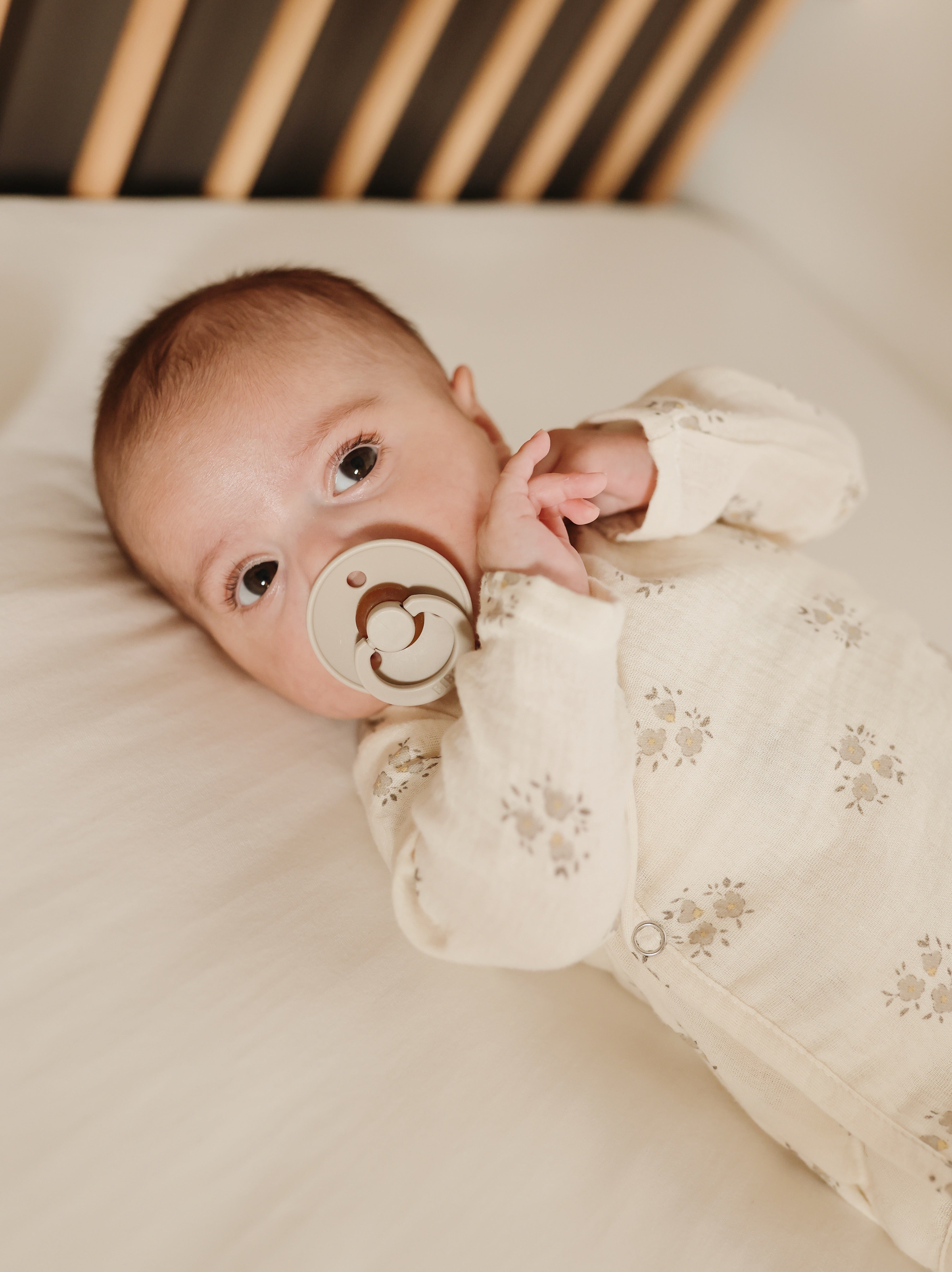 Ensemble chemise cache-cœur et leggings en mousseline grise SIA