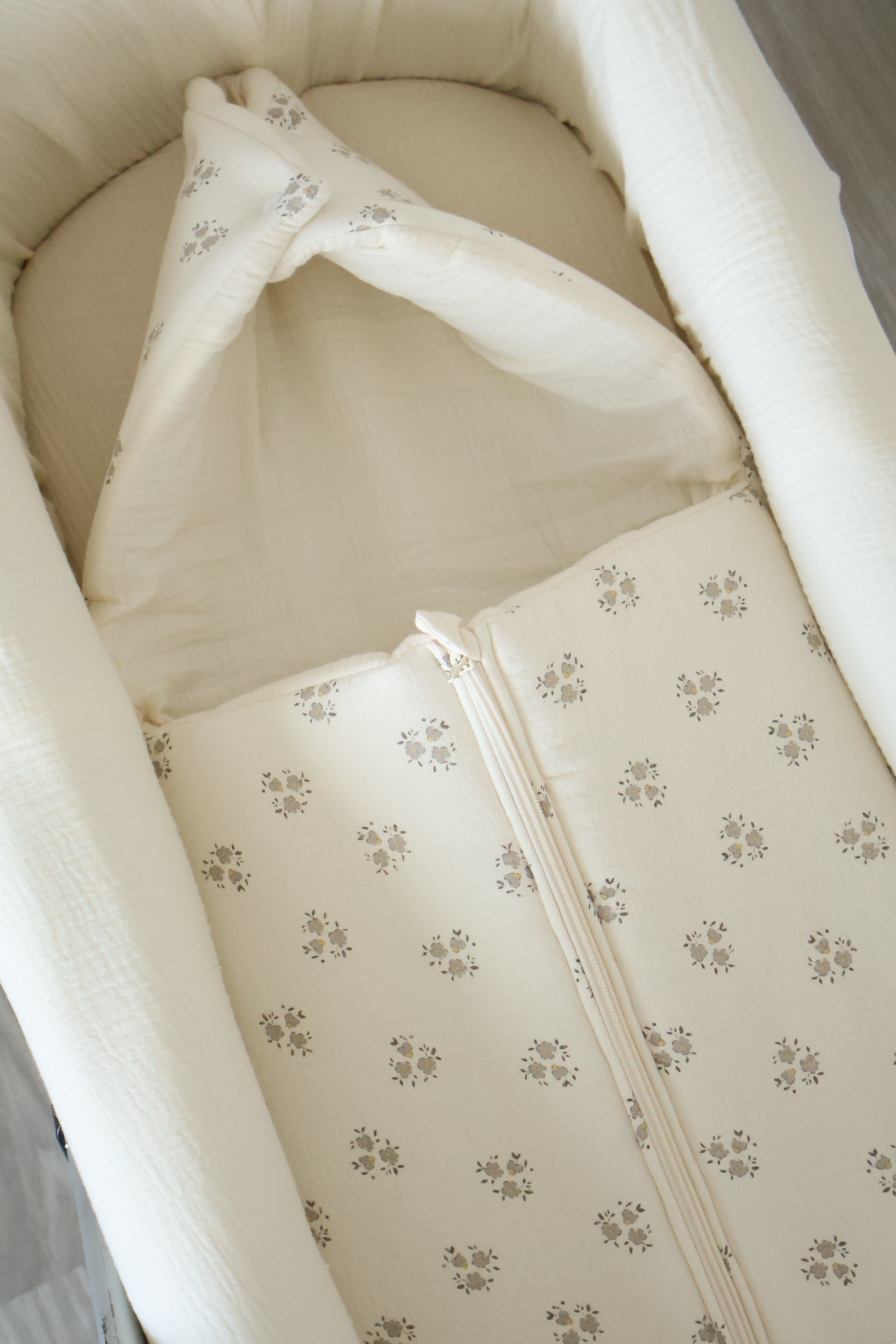 Saco Capazo Inti Gris + Gasa Cruda