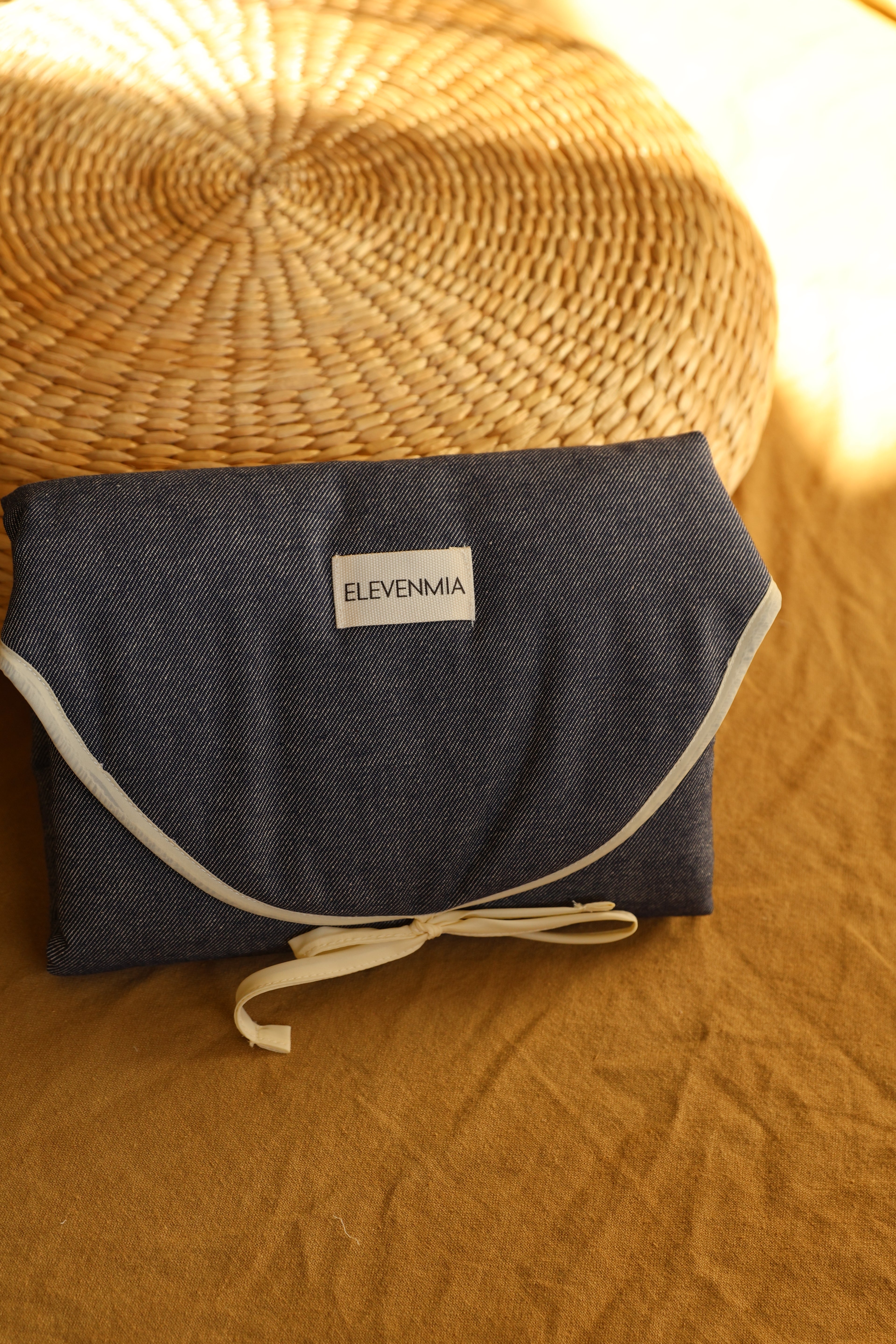 Cambiador Portátil XL Apron Jean