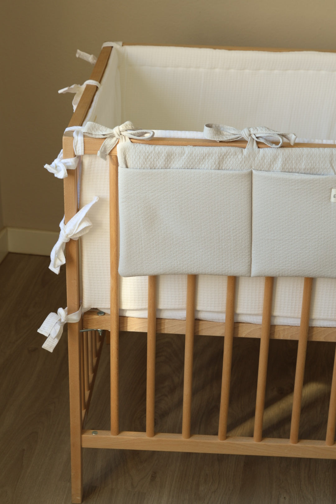 Beige Muslin Crib Organizer