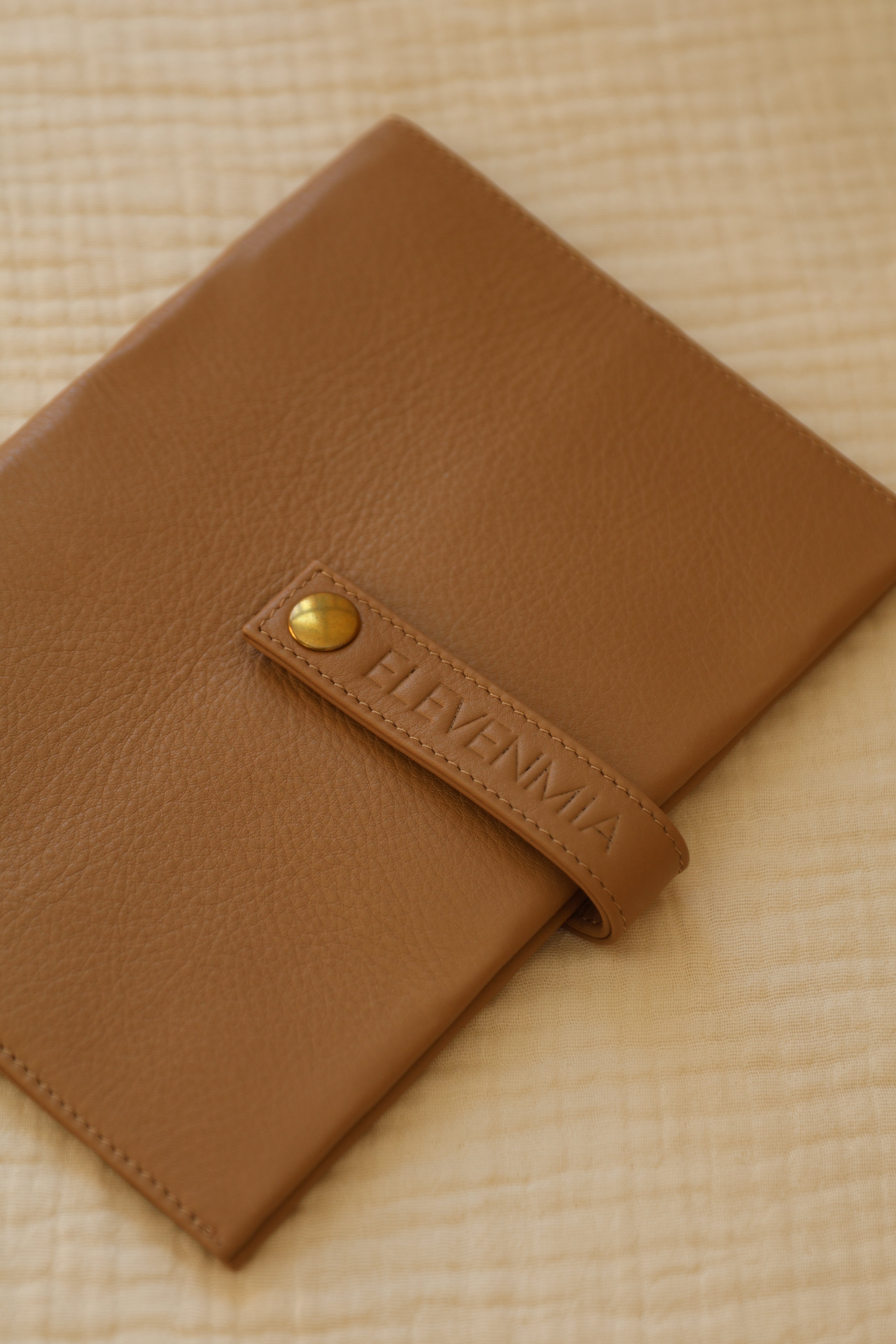 Portadocumentos Piel con Piel Taupe
