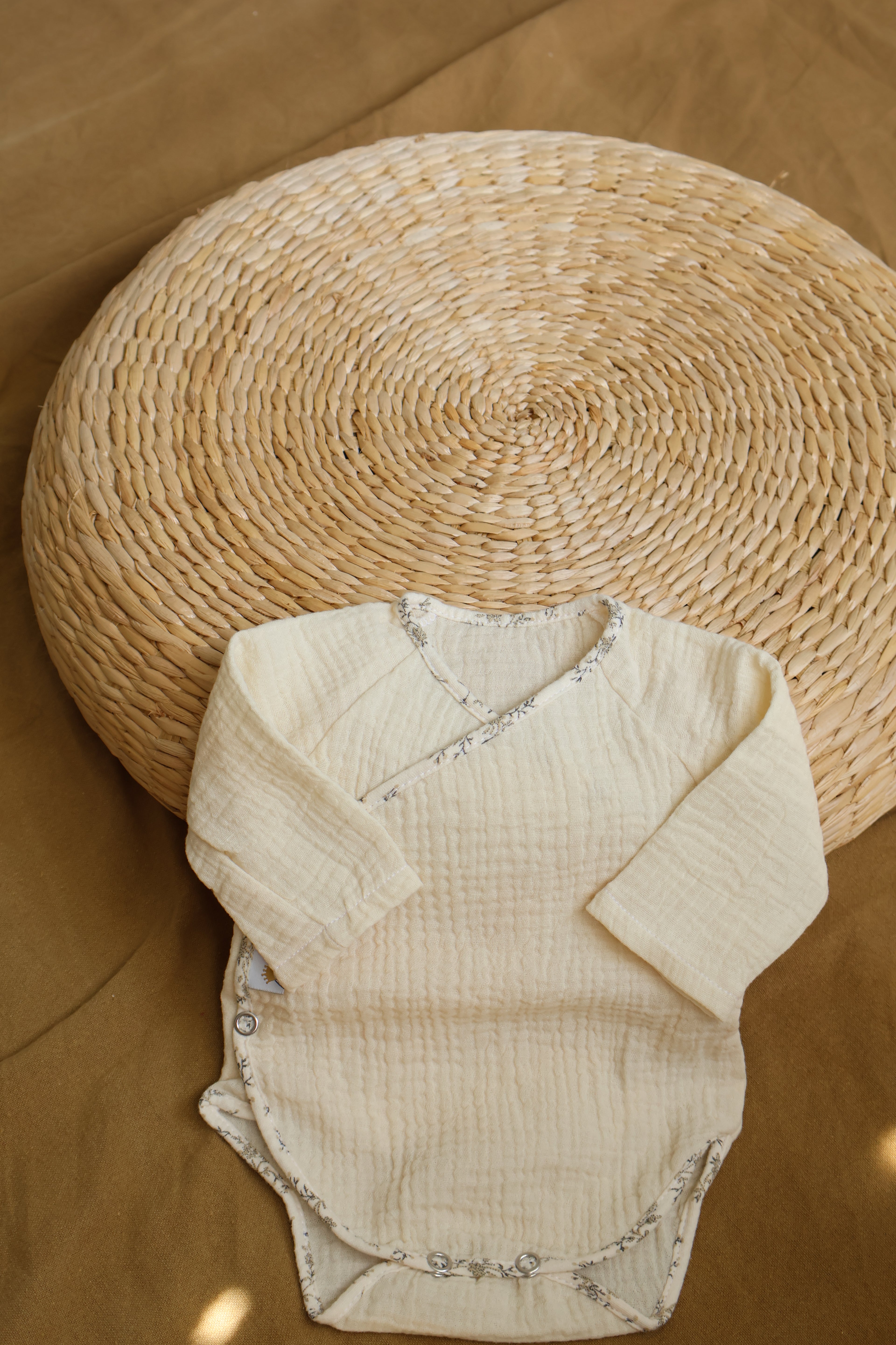 Body à manches longues en mousseline brute