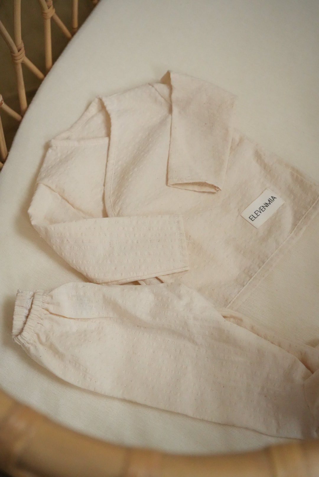 Conjunto Camisa Cruzada + Polainas Keer