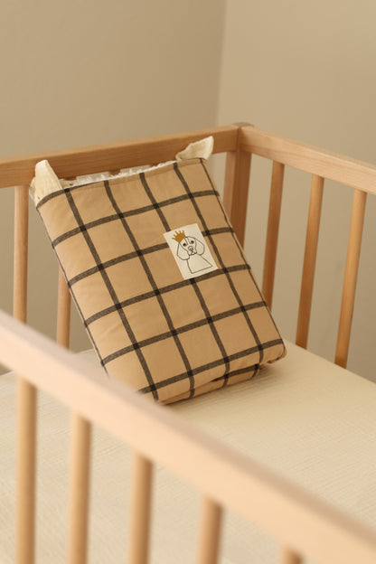 Manta cuadro ocre + Borreguito