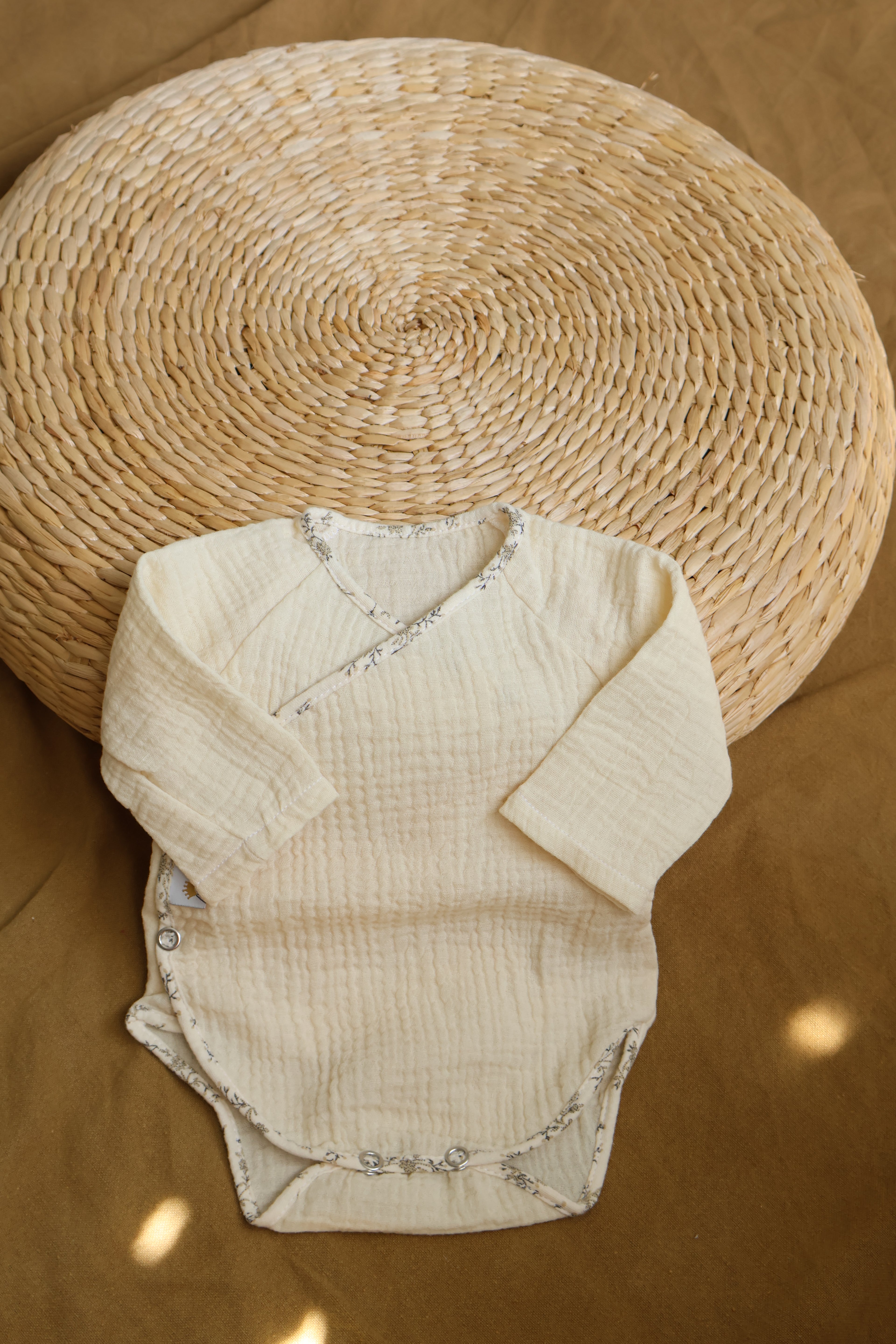 Body à manches longues en mousseline brute