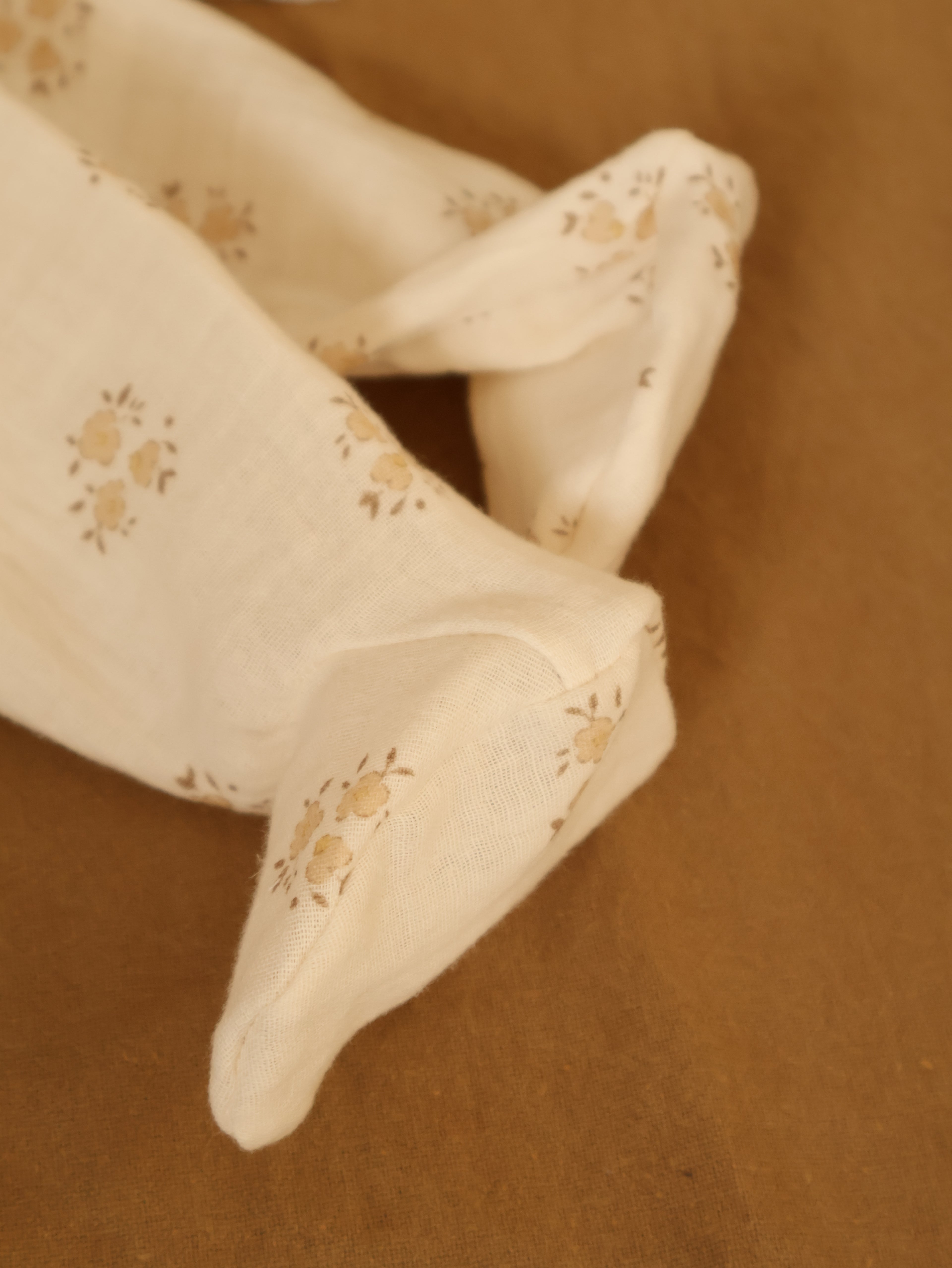 Ensemble chemise croisée et leggings en mousseline SIA Arena