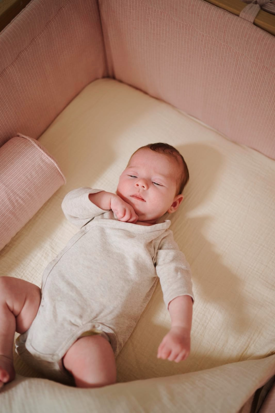 Cojín Antivuelco mini stripe rosa