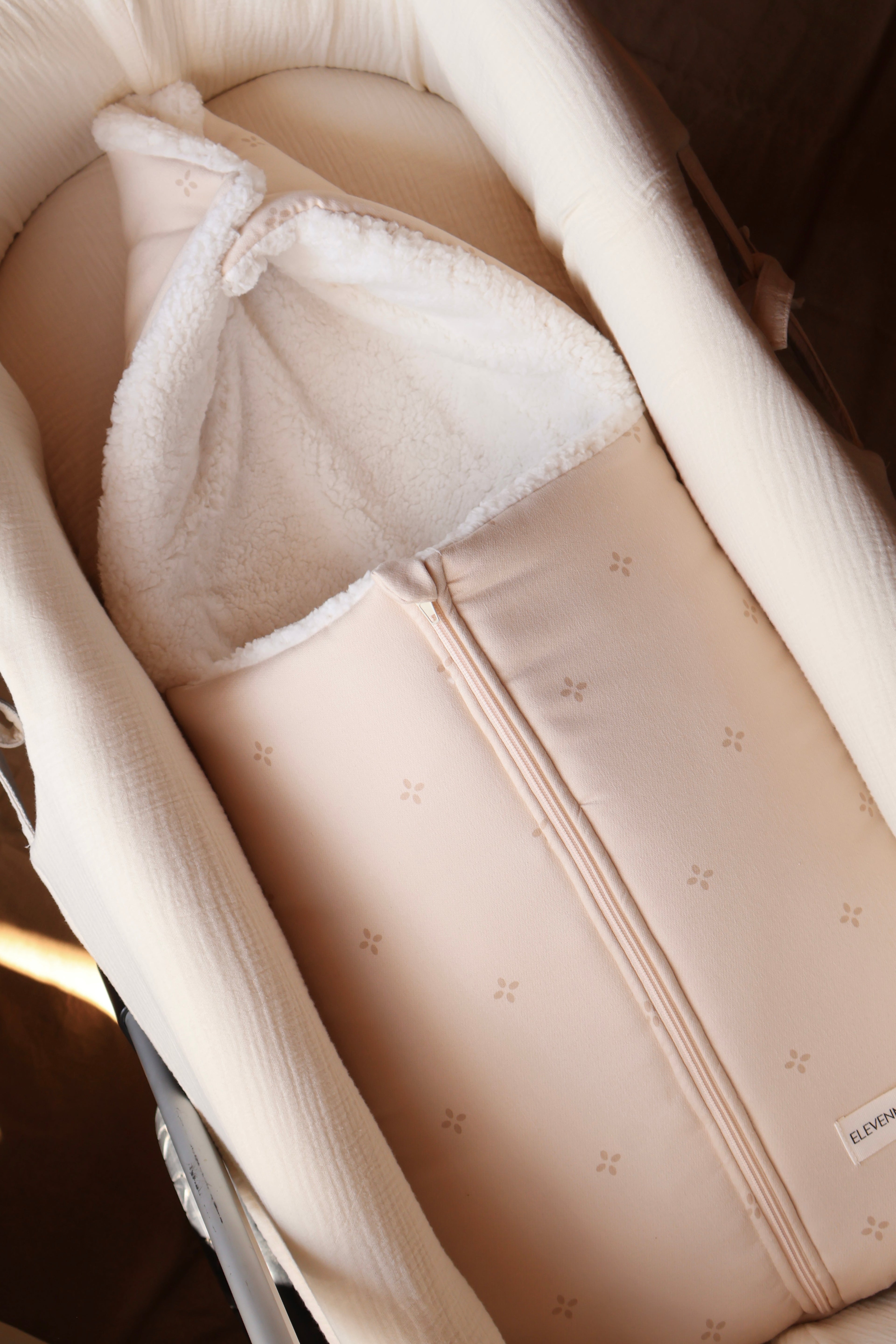 Sac de transport Dalia + peau de mouton