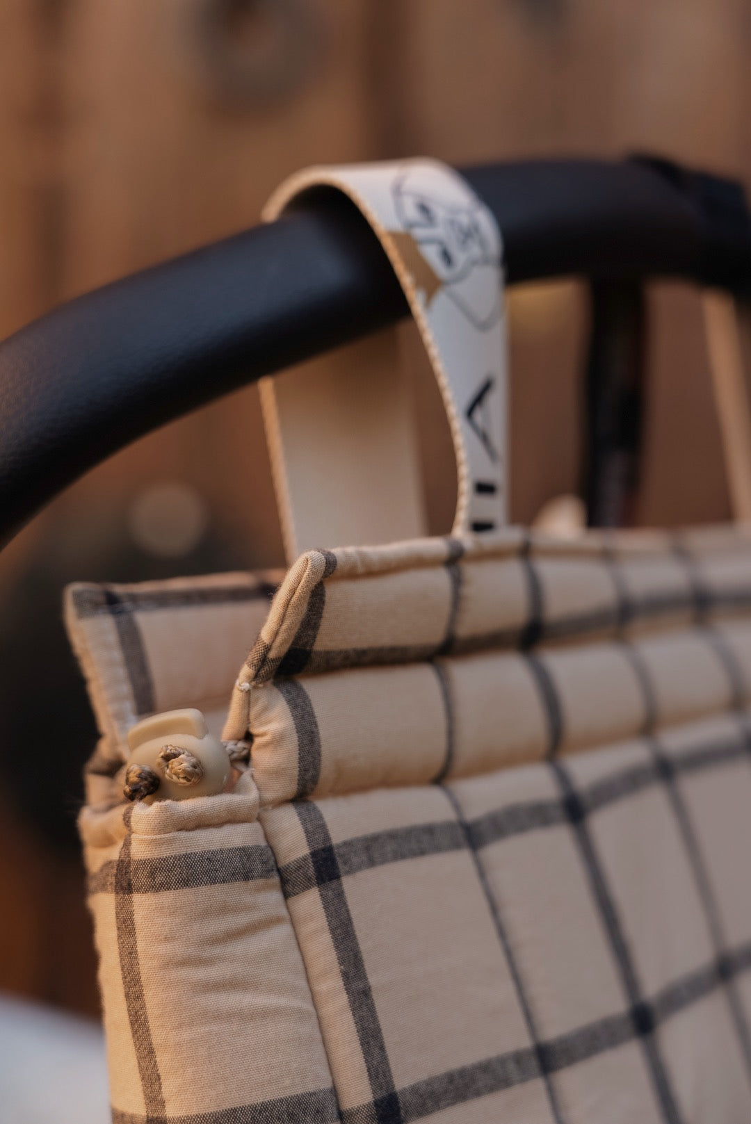 Grand sac à carreaux ocre