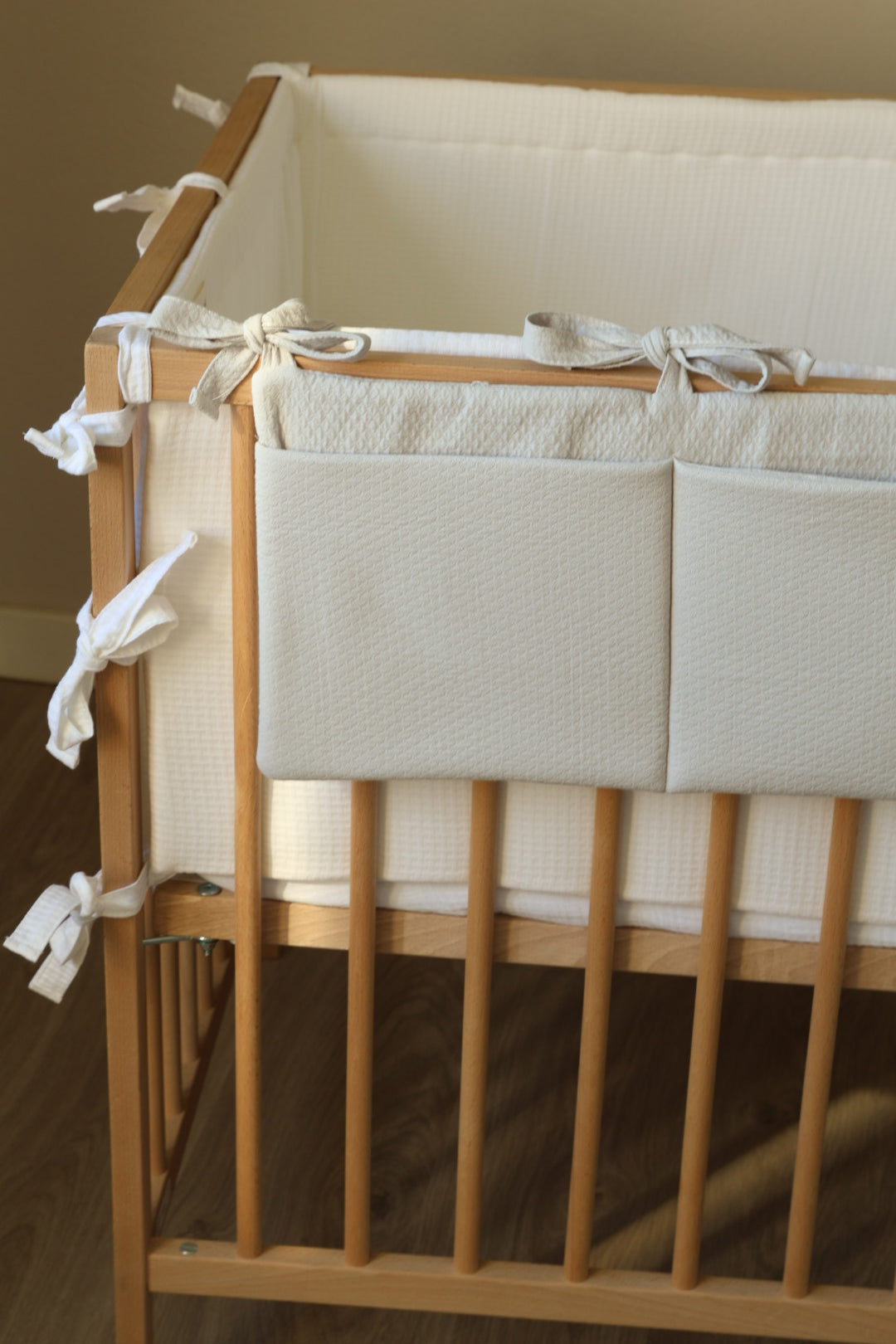 Beige Muslin Crib Organizer