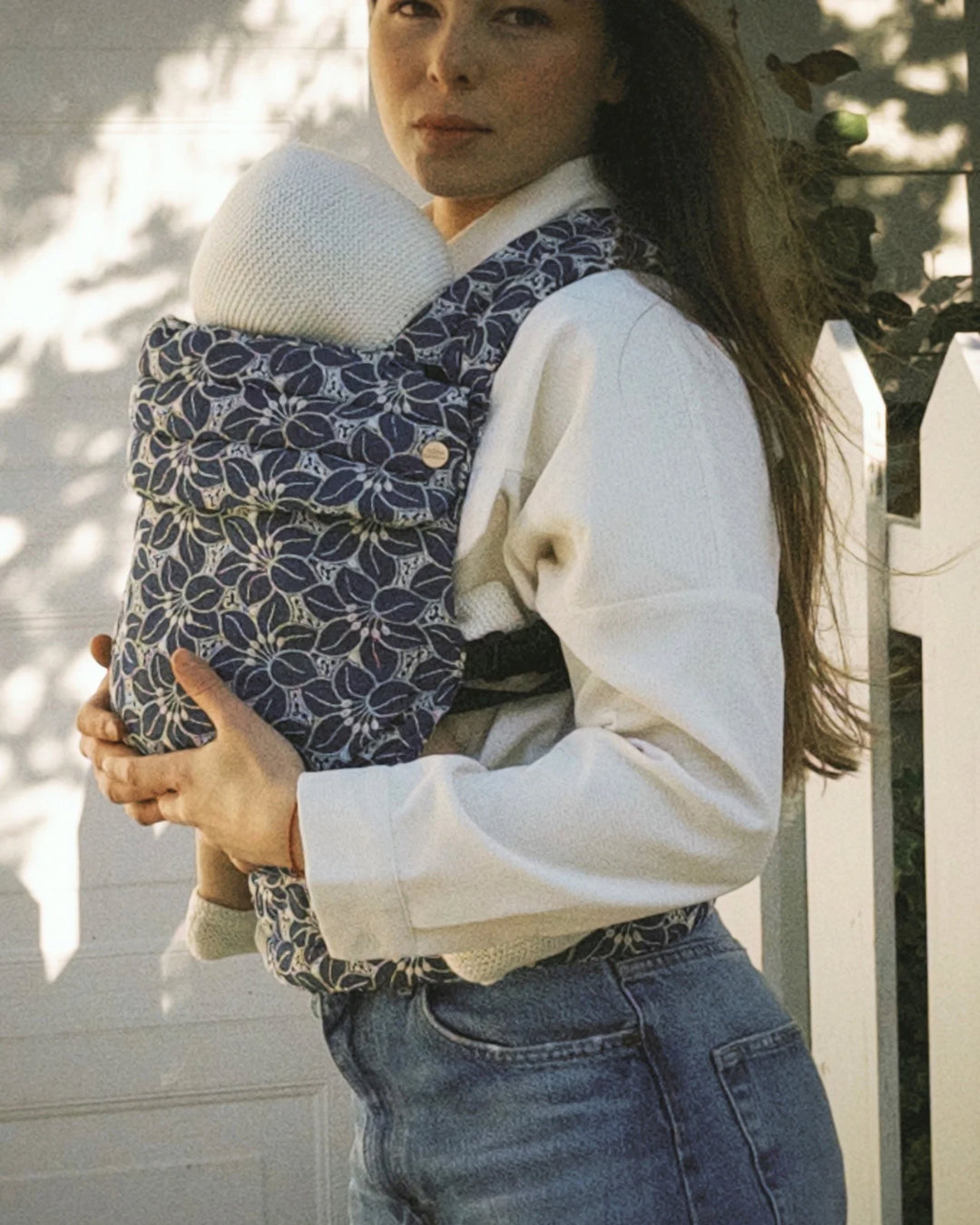 Portabebe “Apron Flower” Mömo X Elevenmia