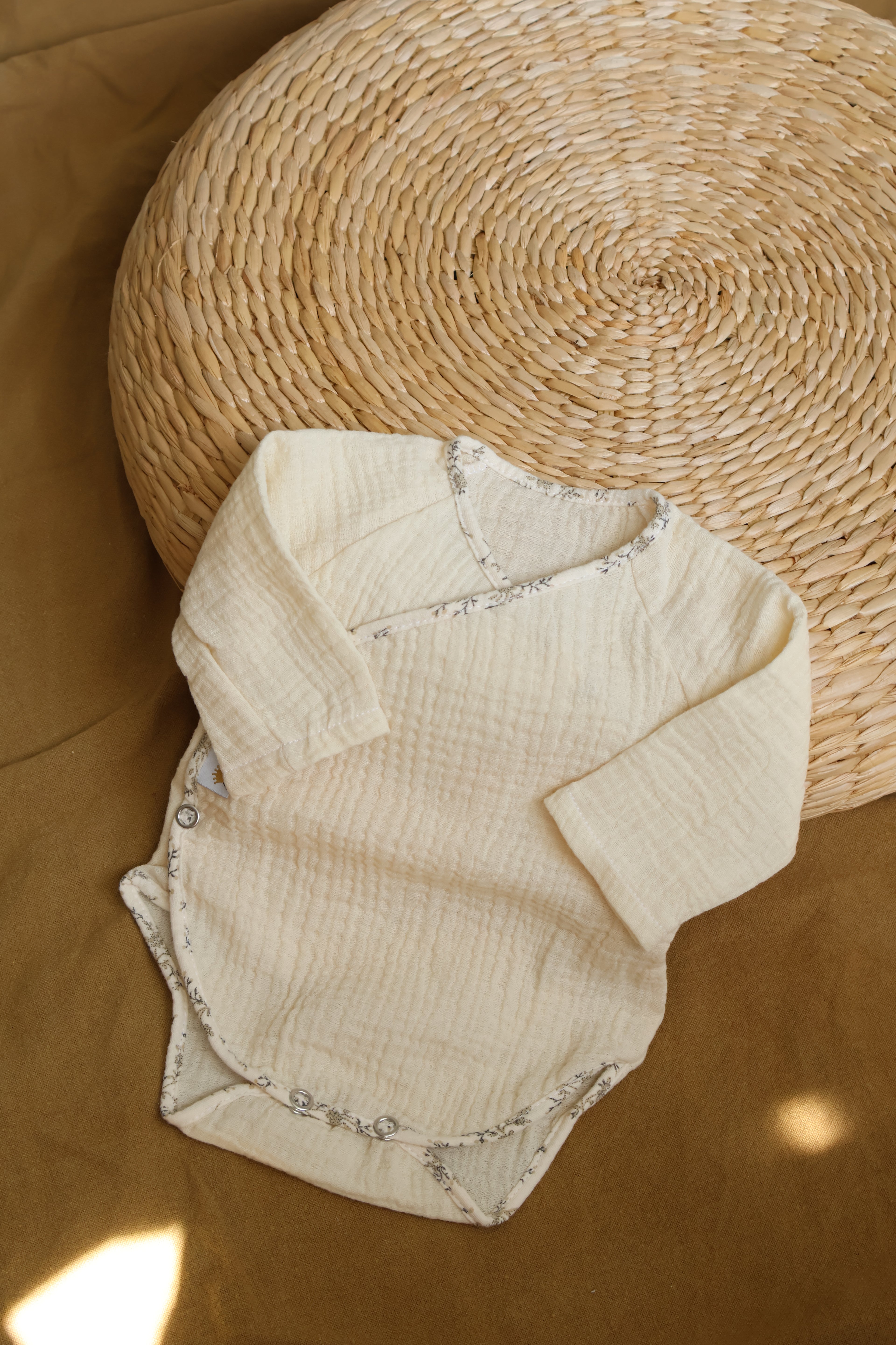 Body à manches longues en mousseline brute