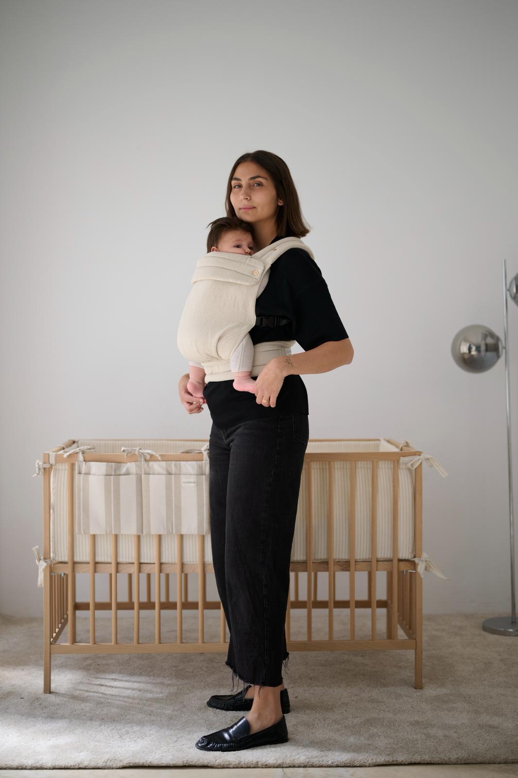 Portabebé “the linen” Mömo X Elevenmia