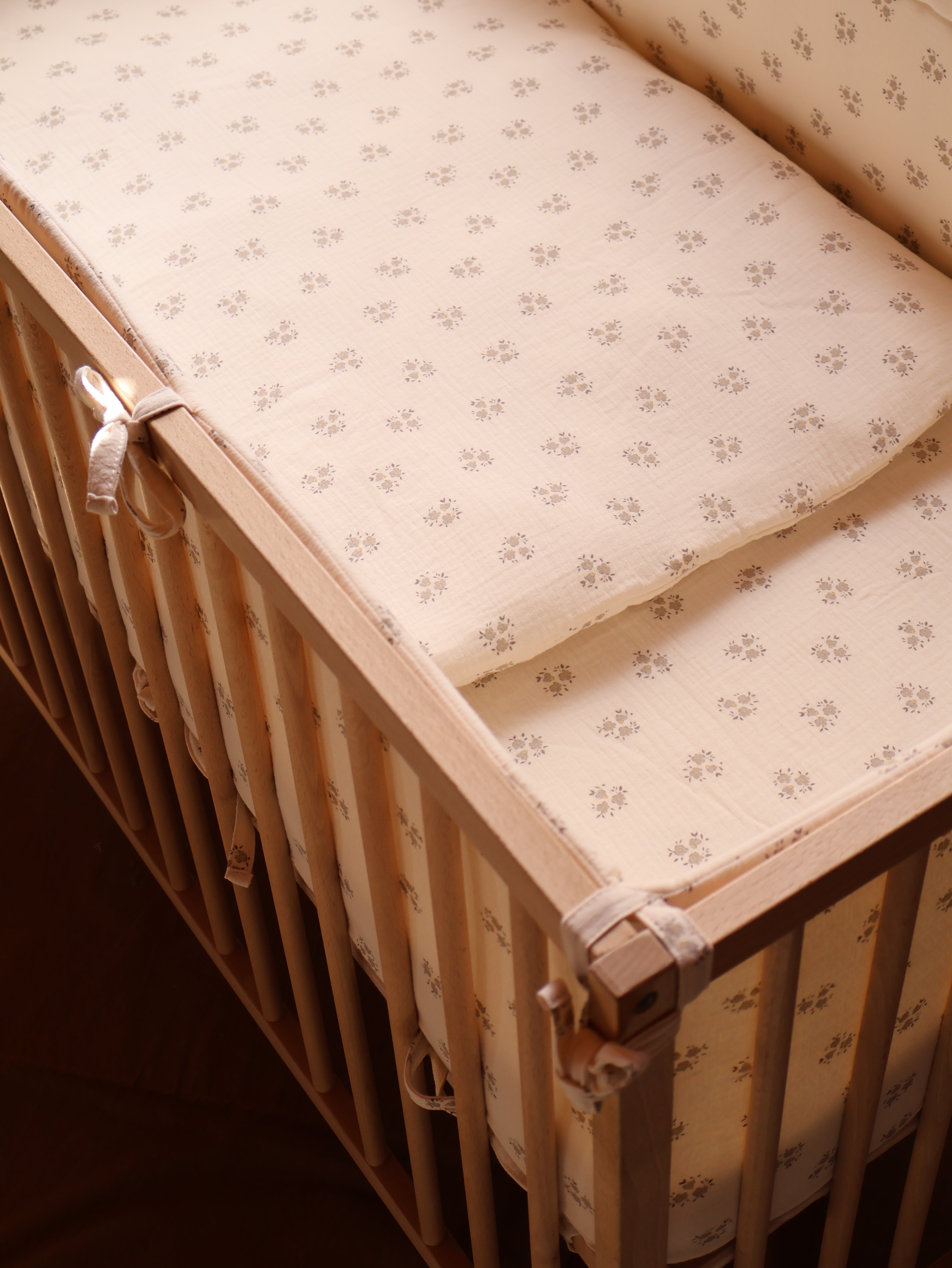 Protector Cuna Inti Gris 60x120