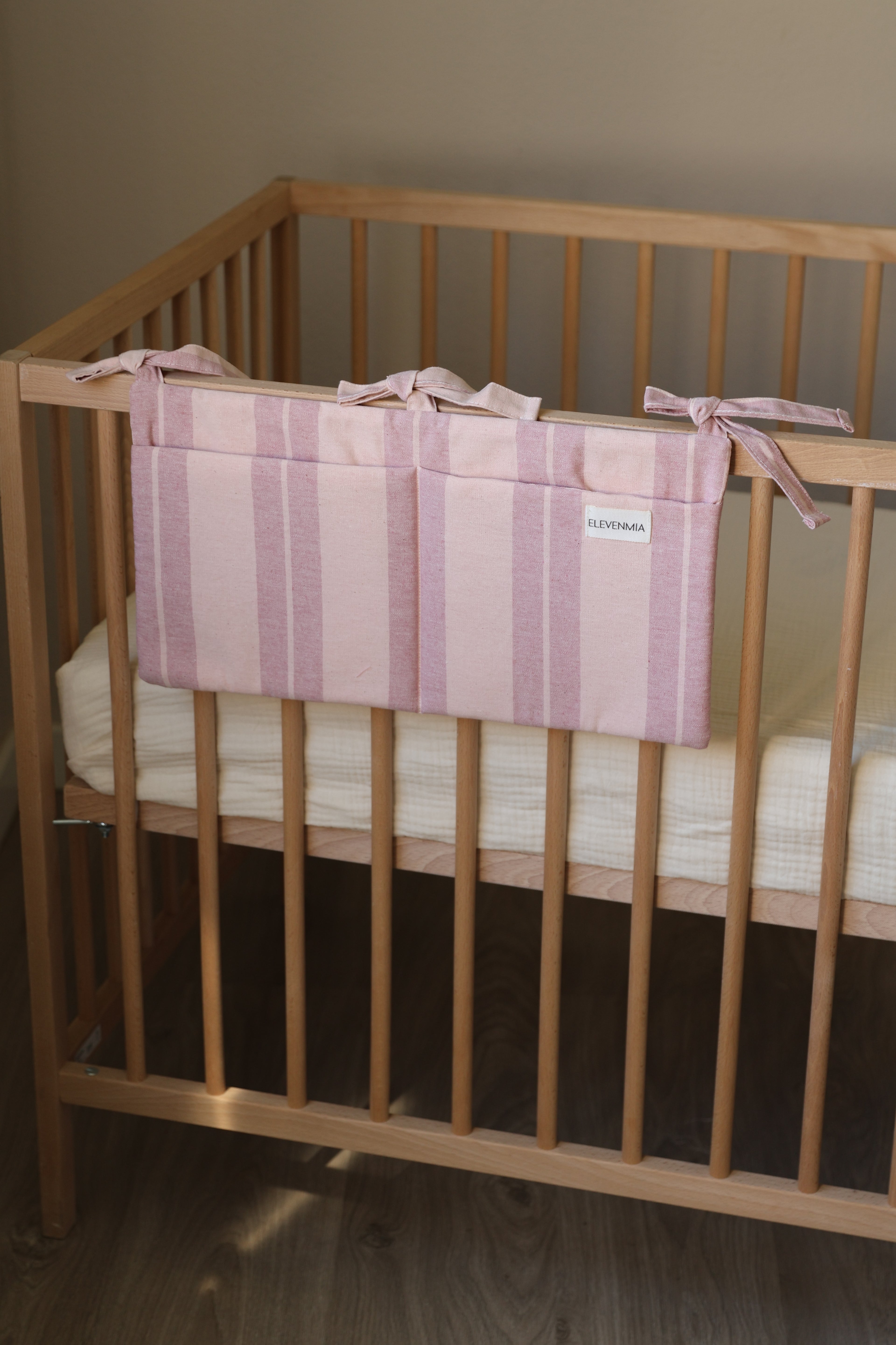 Organizador de cuna Stripe XL Rosa