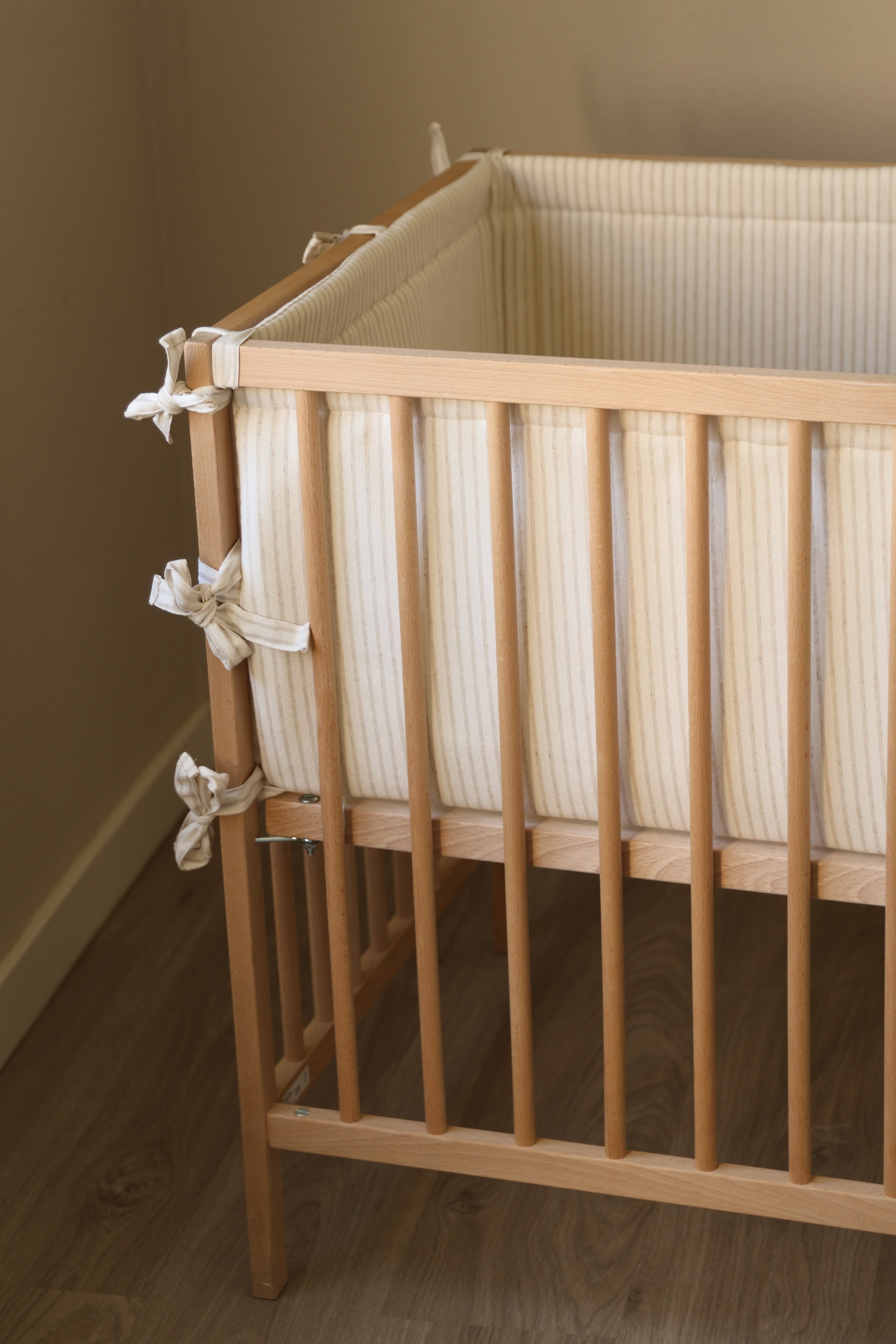 Protector Cuna Mini Stripe Arena 60x120