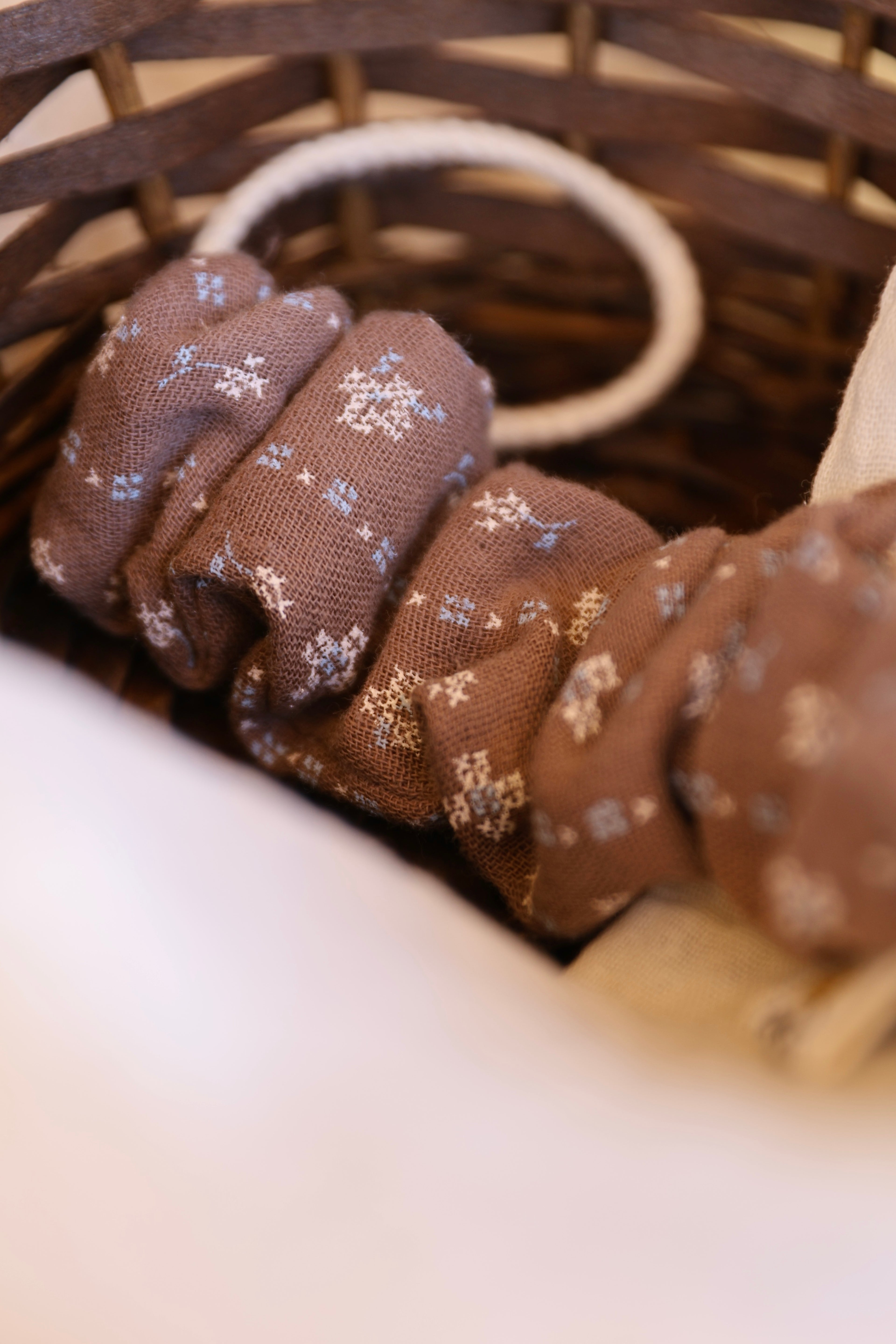 Chupetero Fruncido Etnic Chocolate