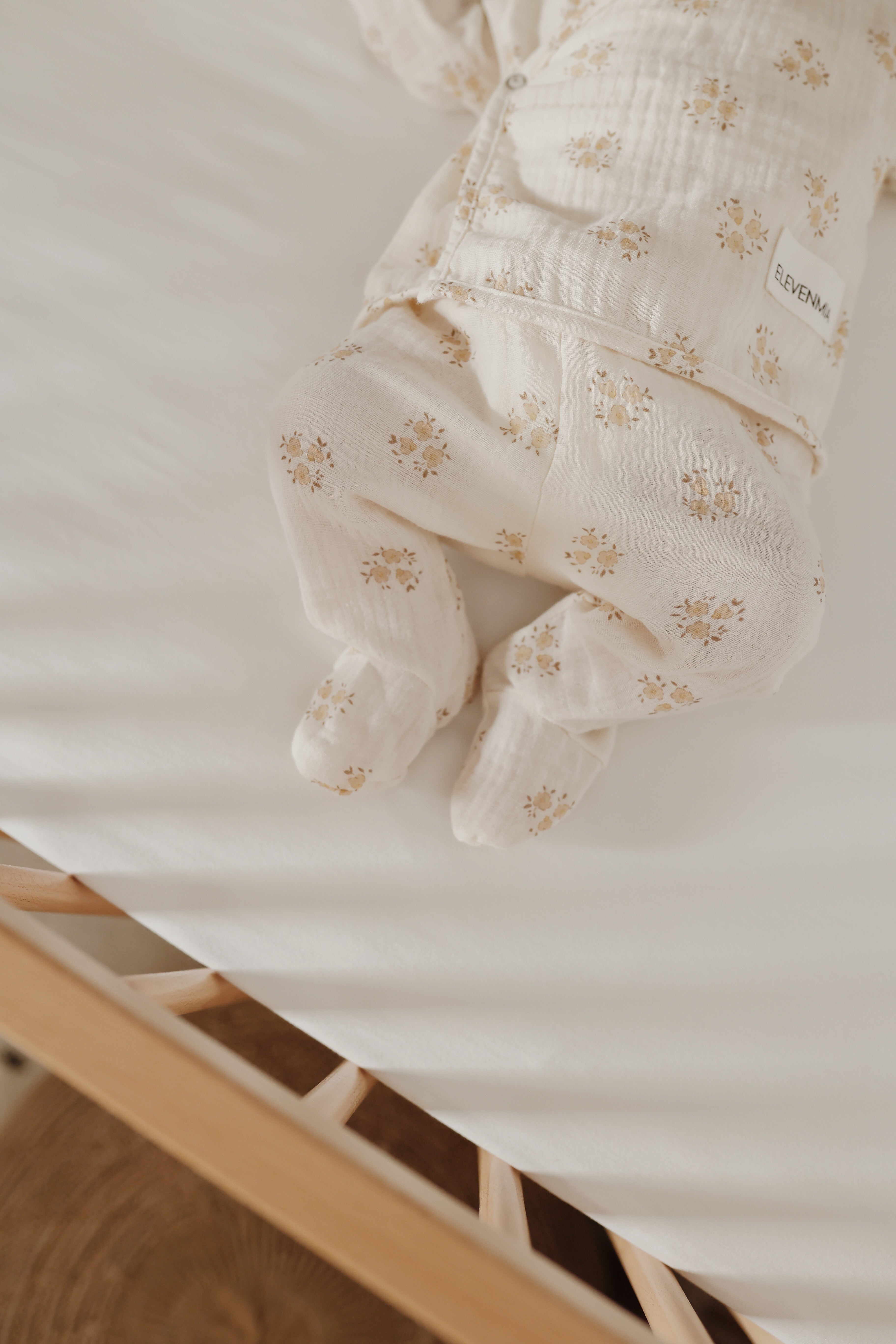 Ensemble chemise croisée et leggings en mousseline SIA Arena