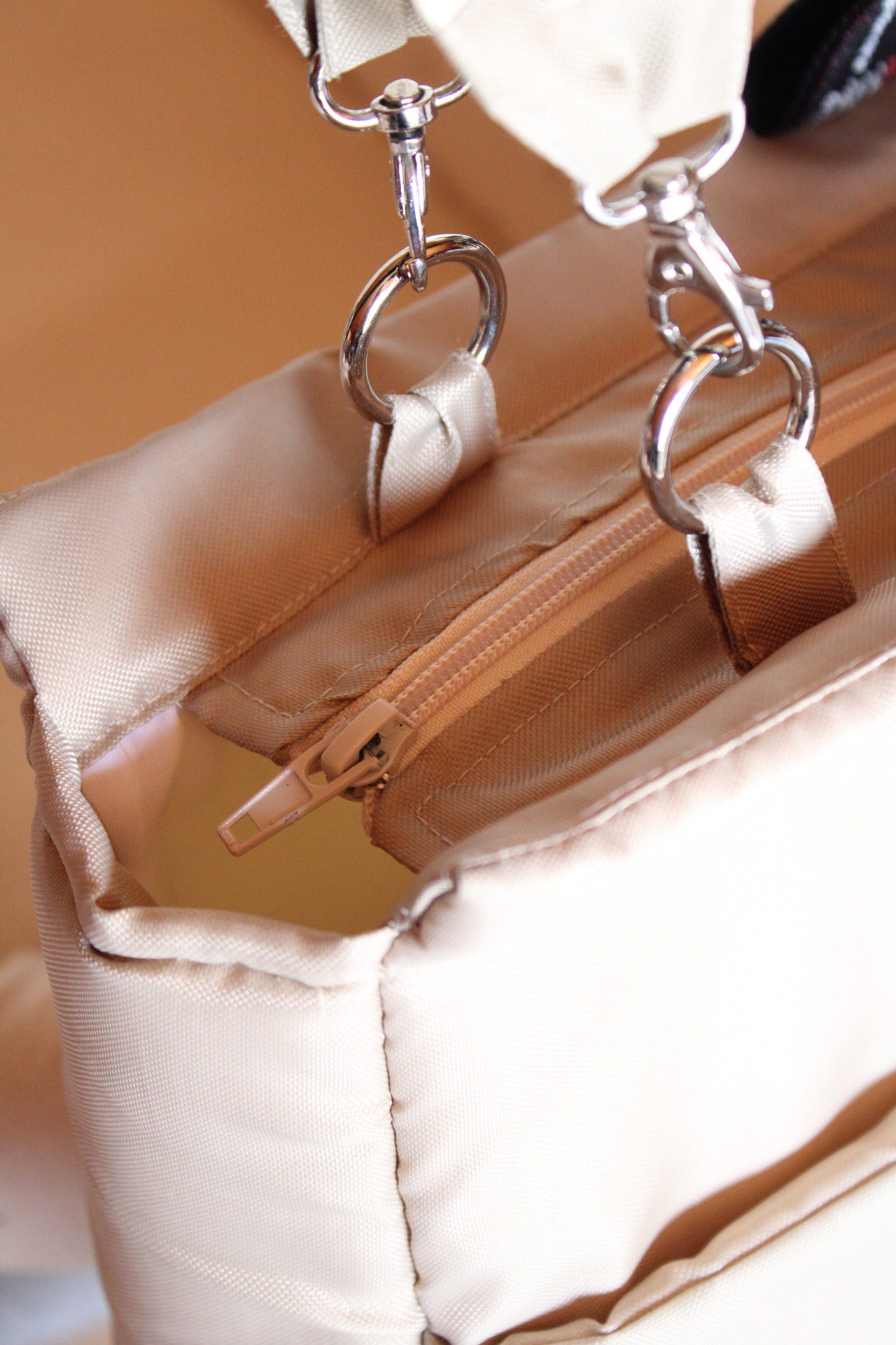 Mochila E-BAG de carro Technic Beige