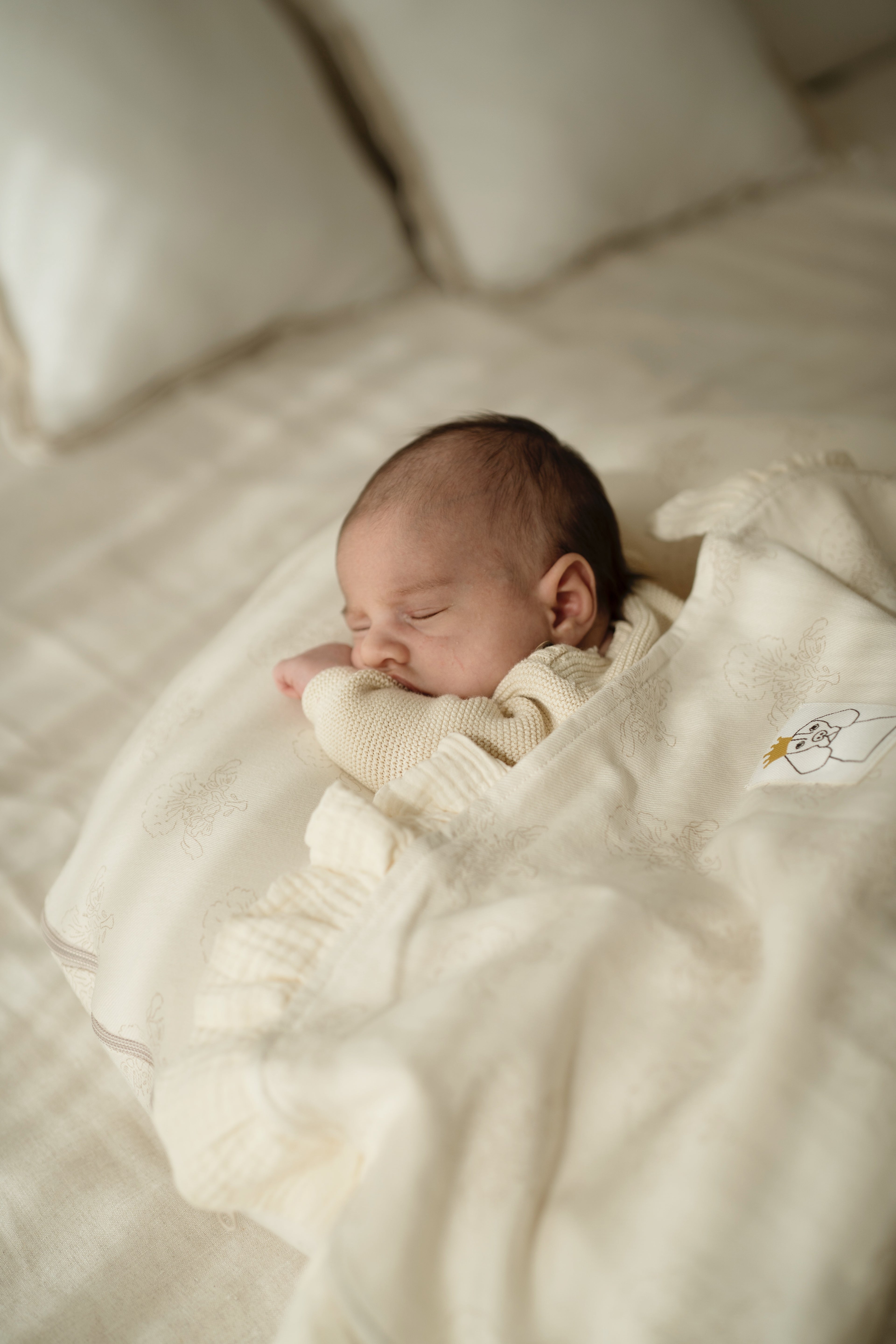 Arrullo René + Volante Gasa Cruda