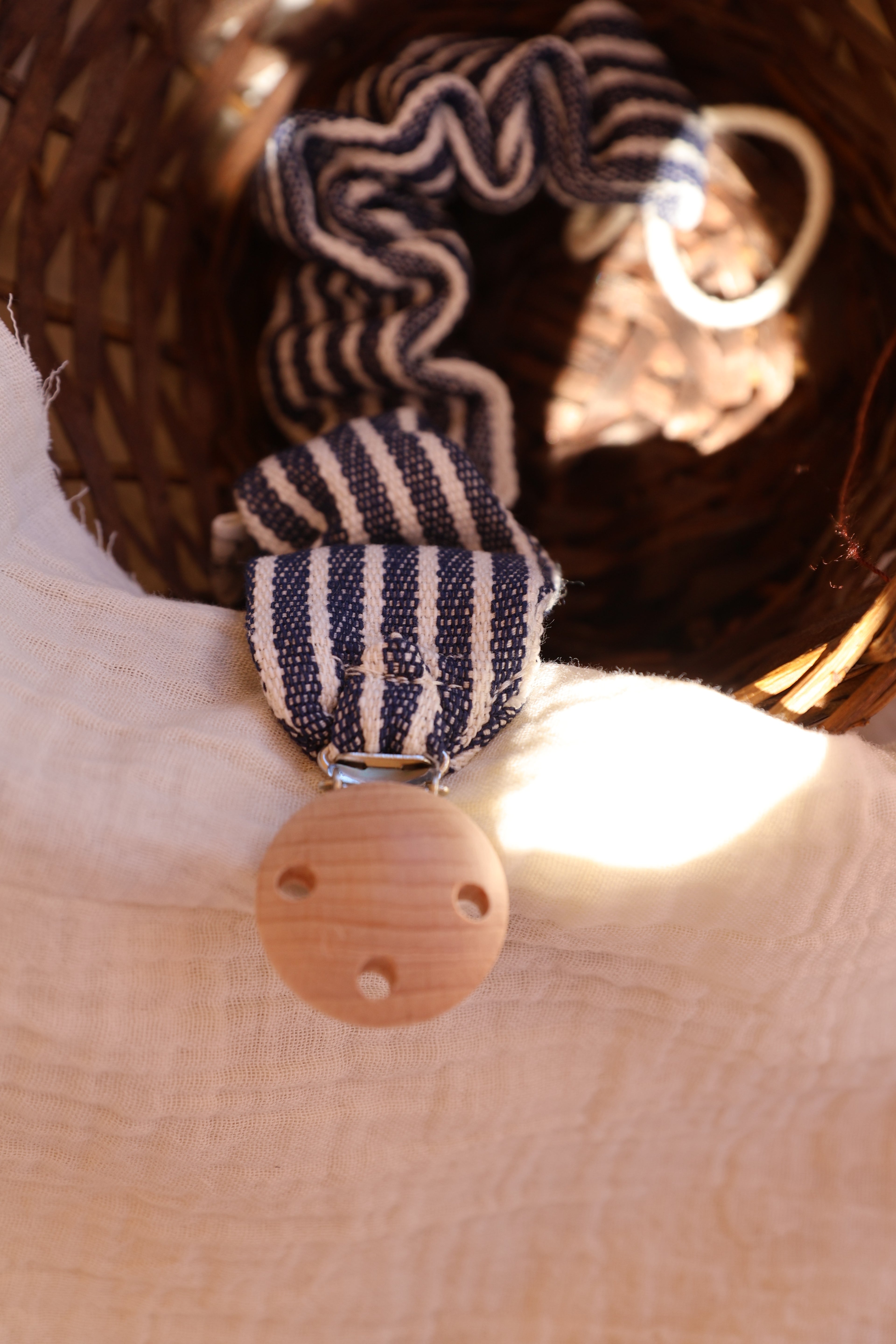 Chupetero Fruncido Apron Stripe Jean