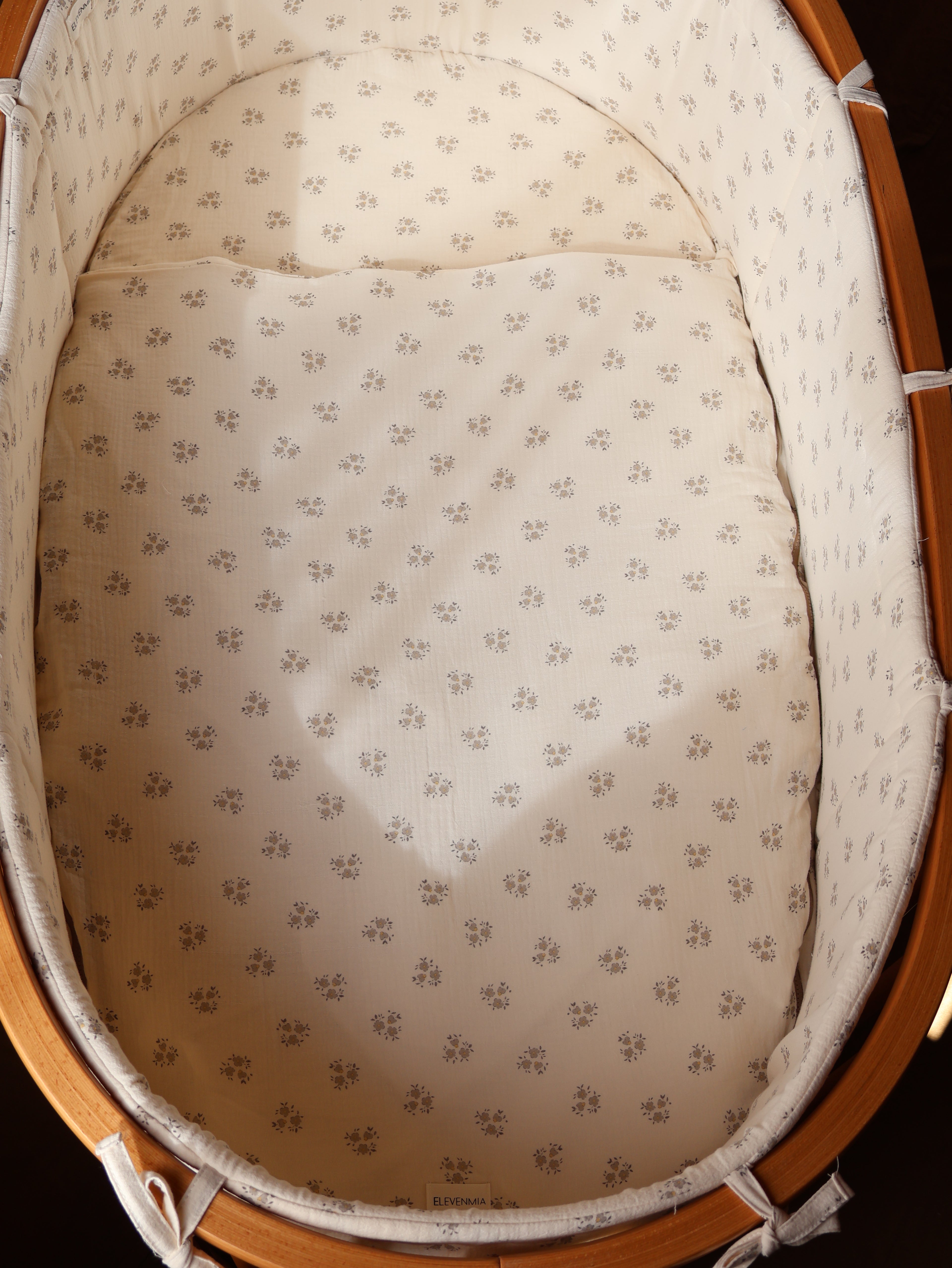 Protector Cuna Stokke V3 Inti Gris