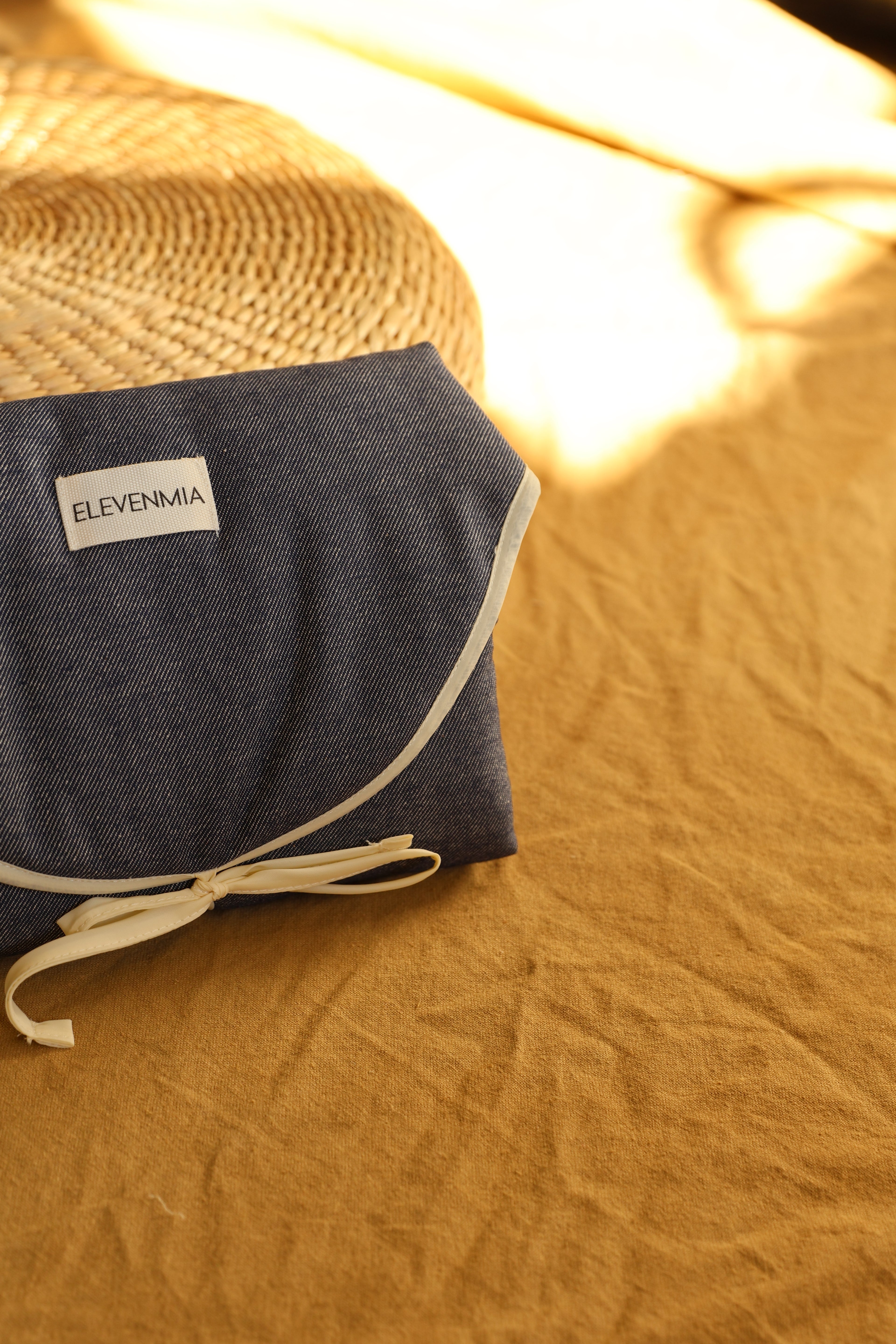 Cambiador Portátil XL Apron Jean