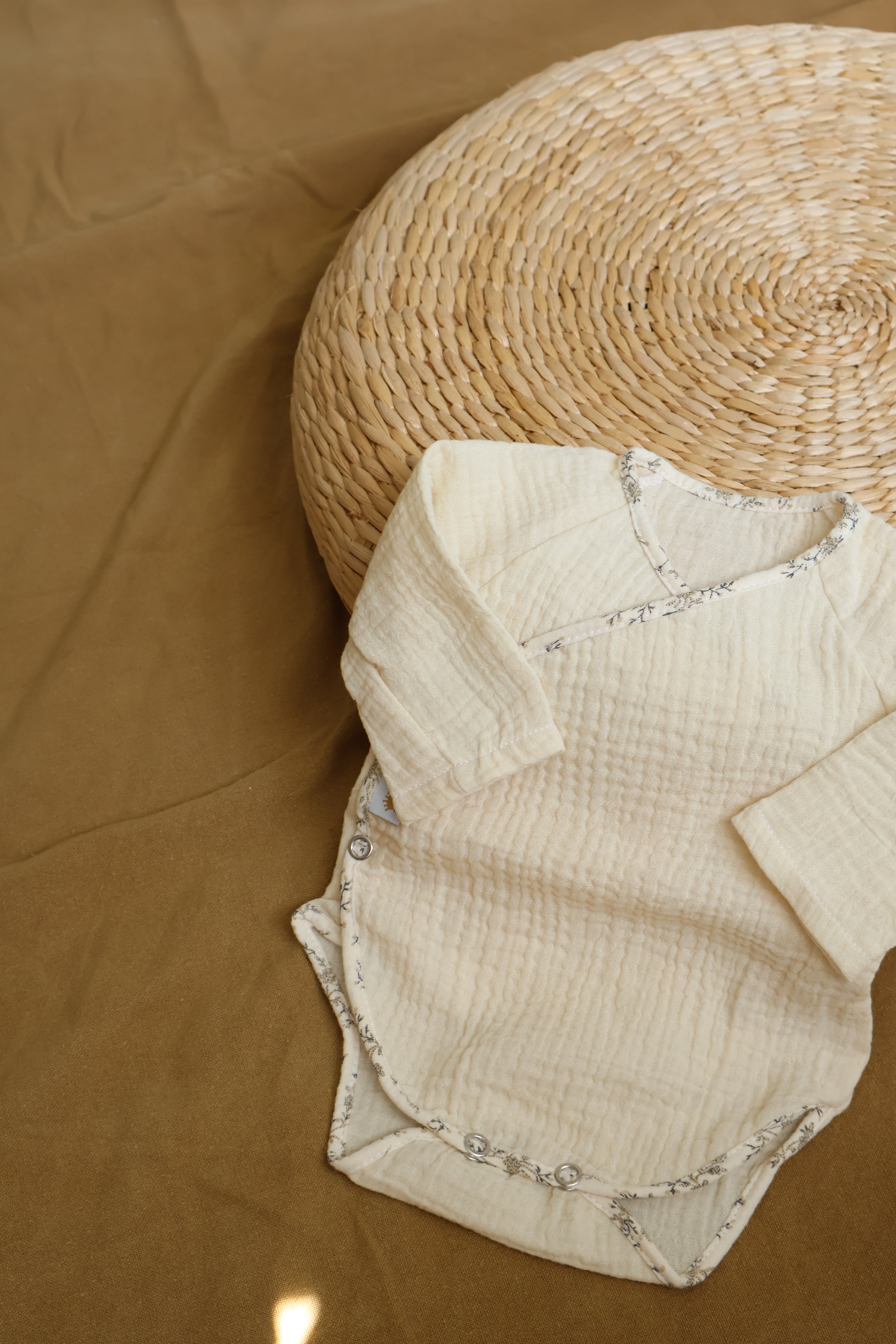 Body à manches longues en mousseline brute