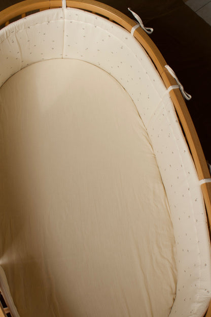 Beige Muslin Stokke Crib Protector